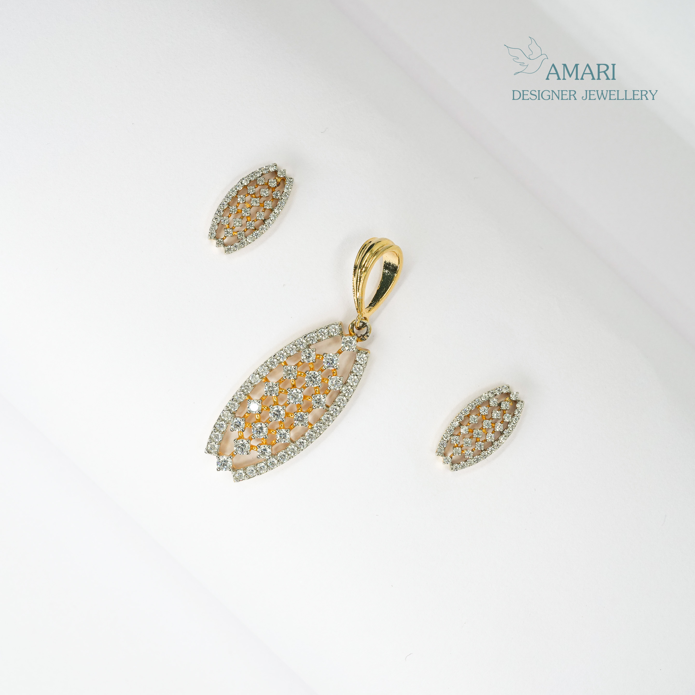 Beautiful Spiral Type Silver Pendant Set -