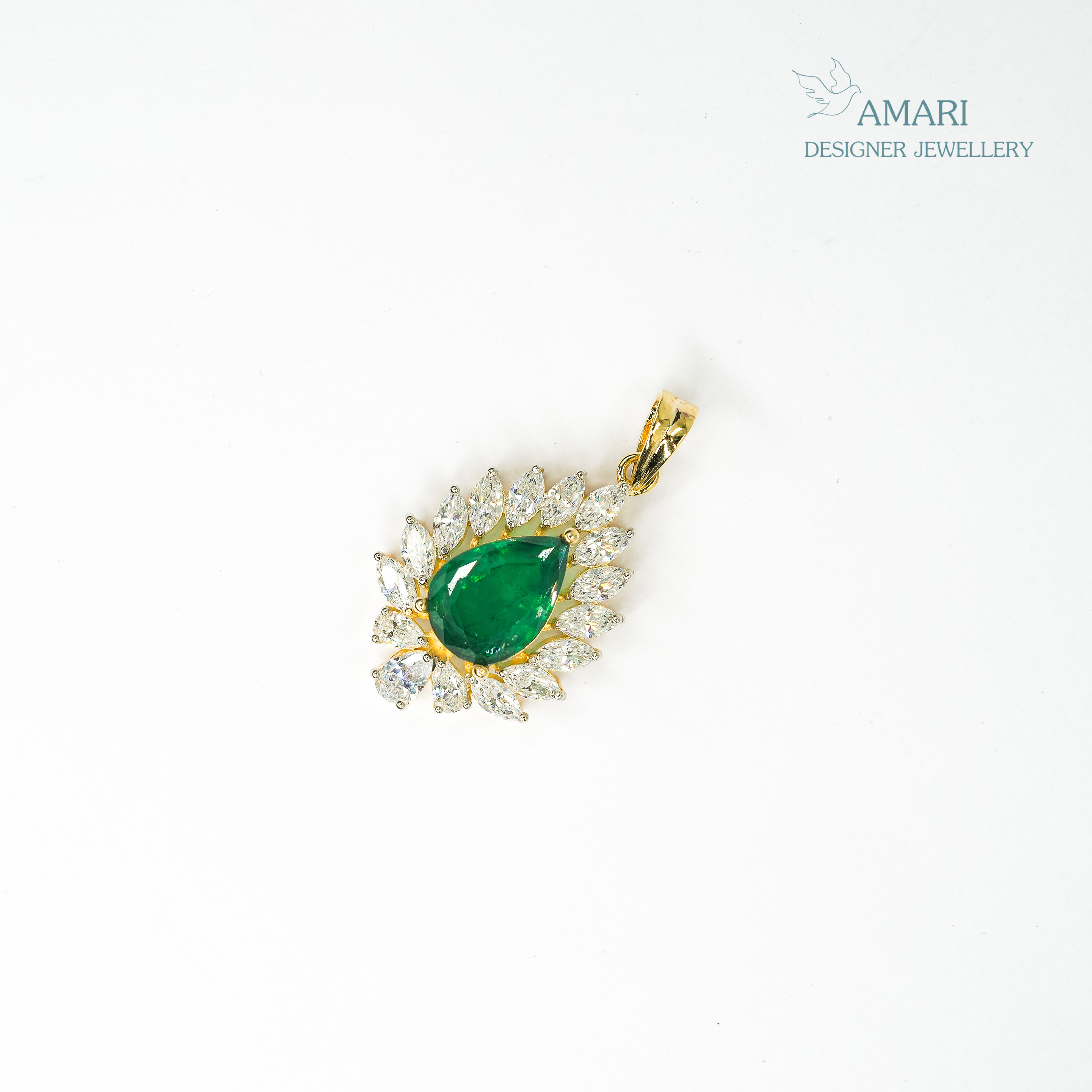 Emerald Studded Pendant -