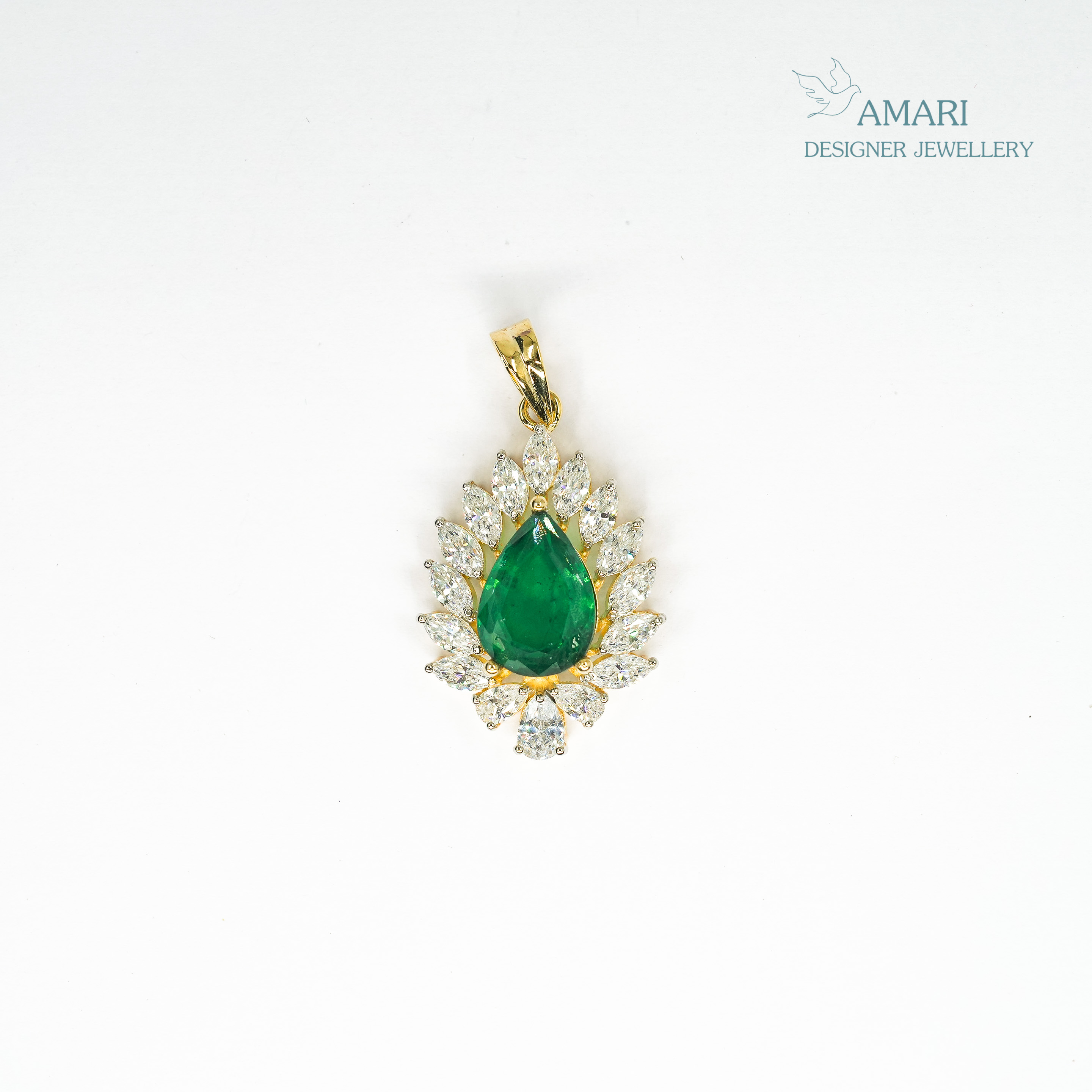 Emerald Studded Pendant -