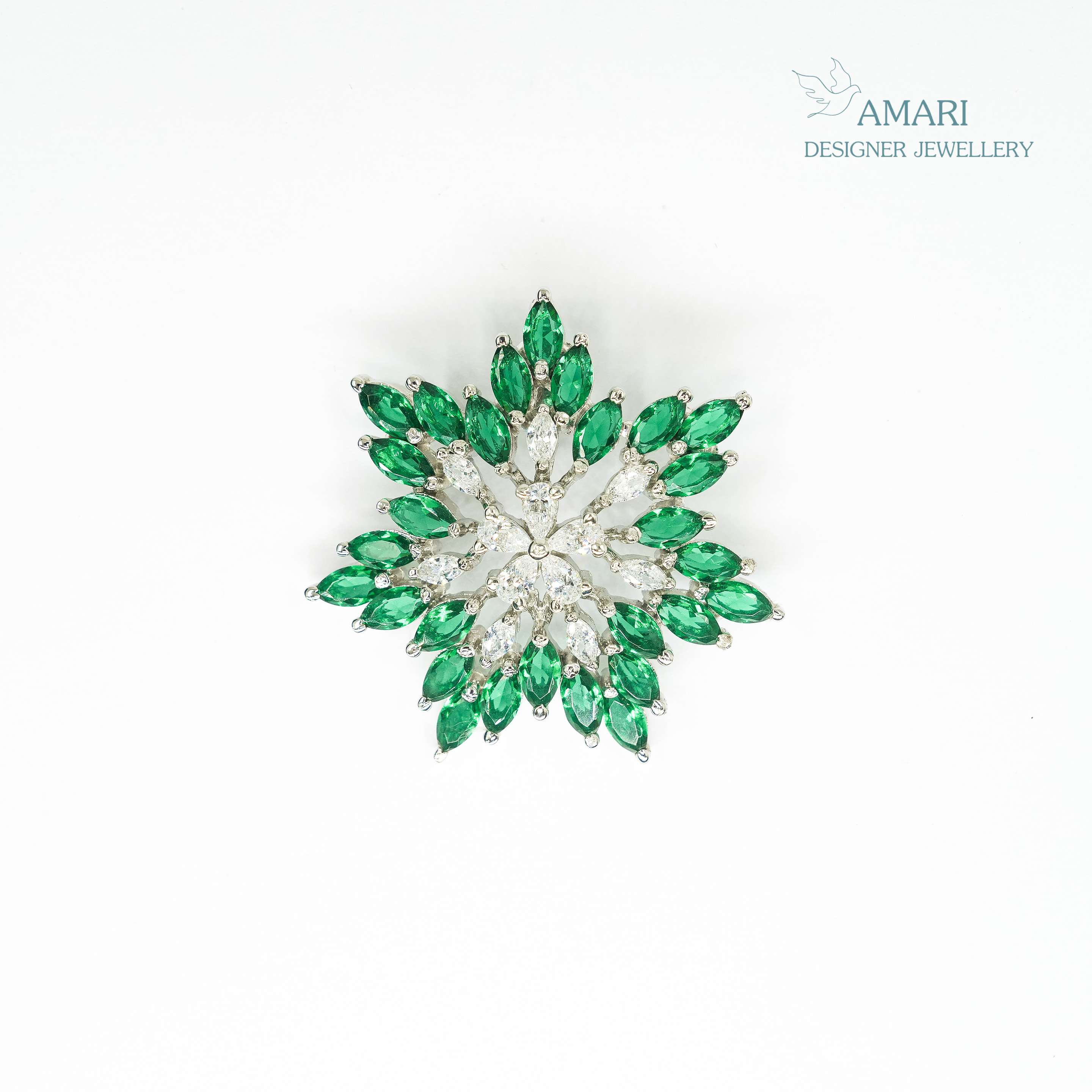 Emerald Studded With Star Pendant -