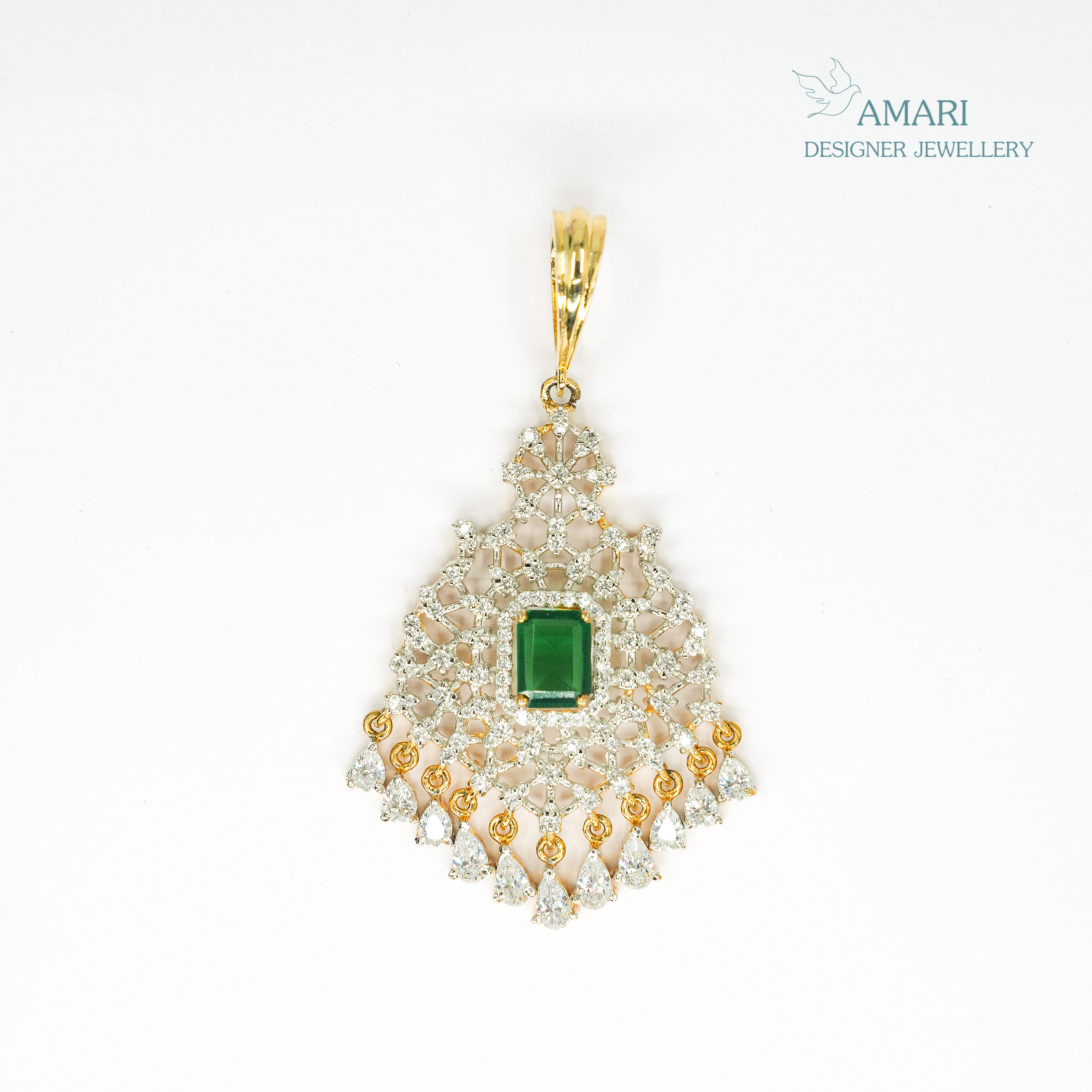 Emerald Studded Pendant -