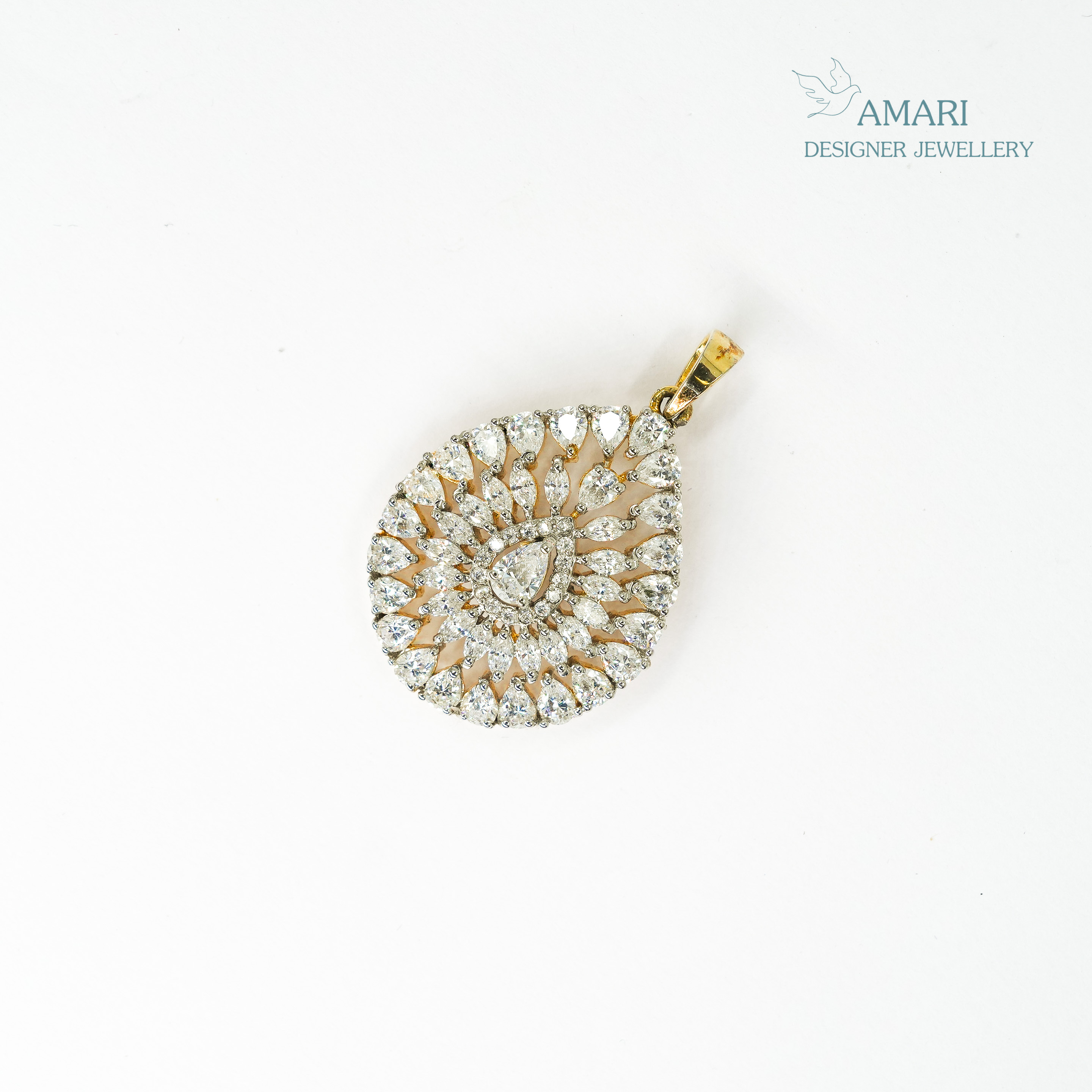 Classy Stunning Pendant -