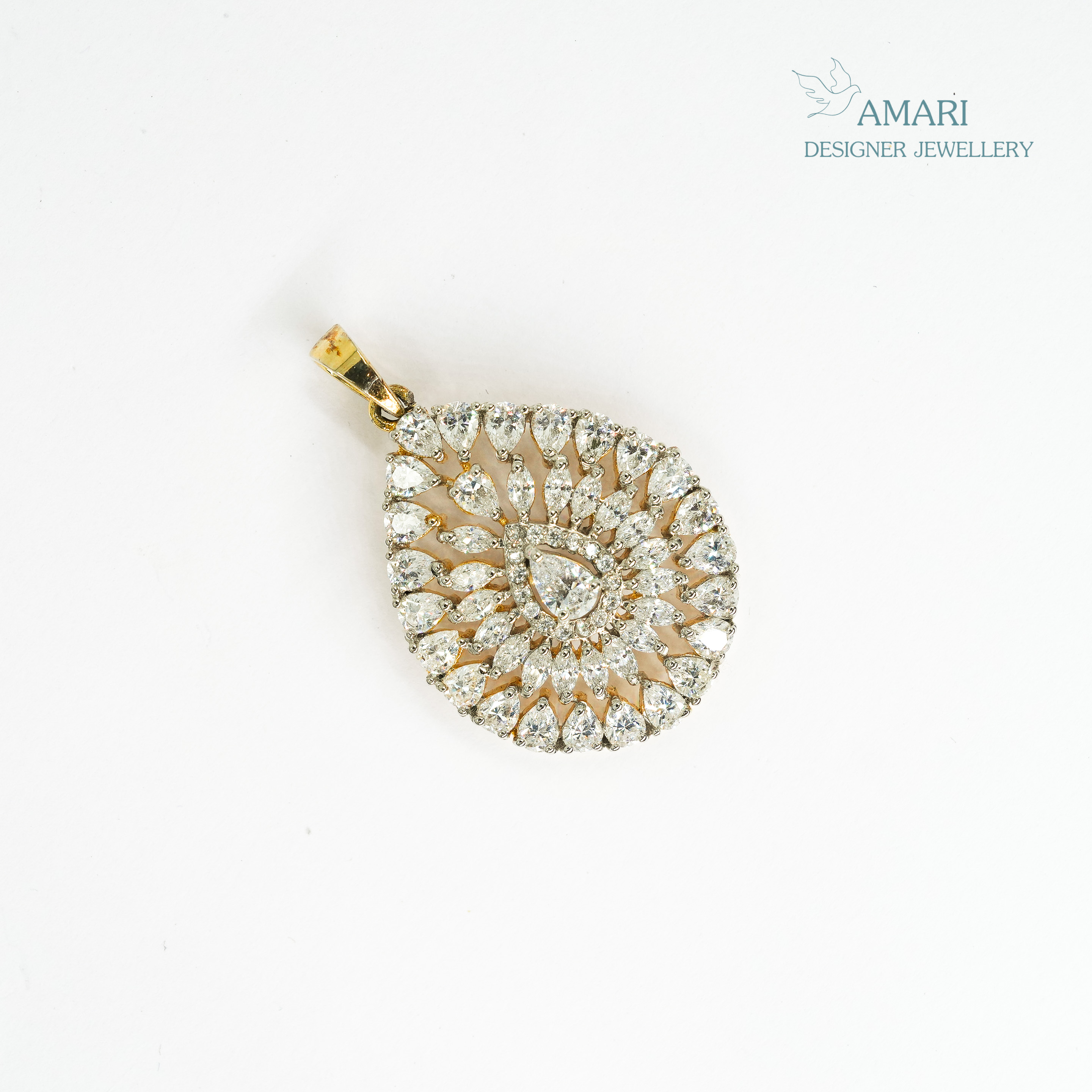 Classy Stunning Pendant -