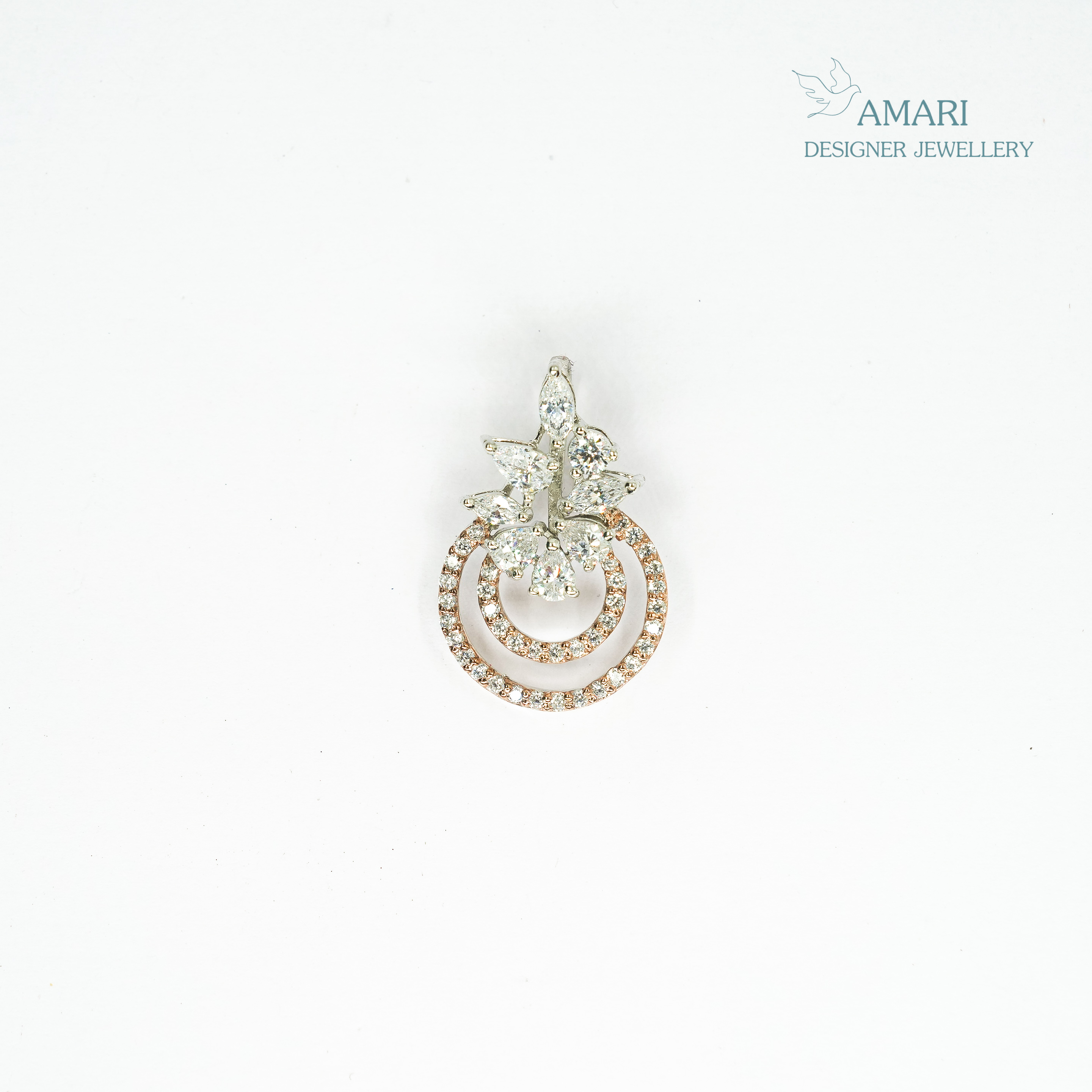 Elegant Stunning Pendant -