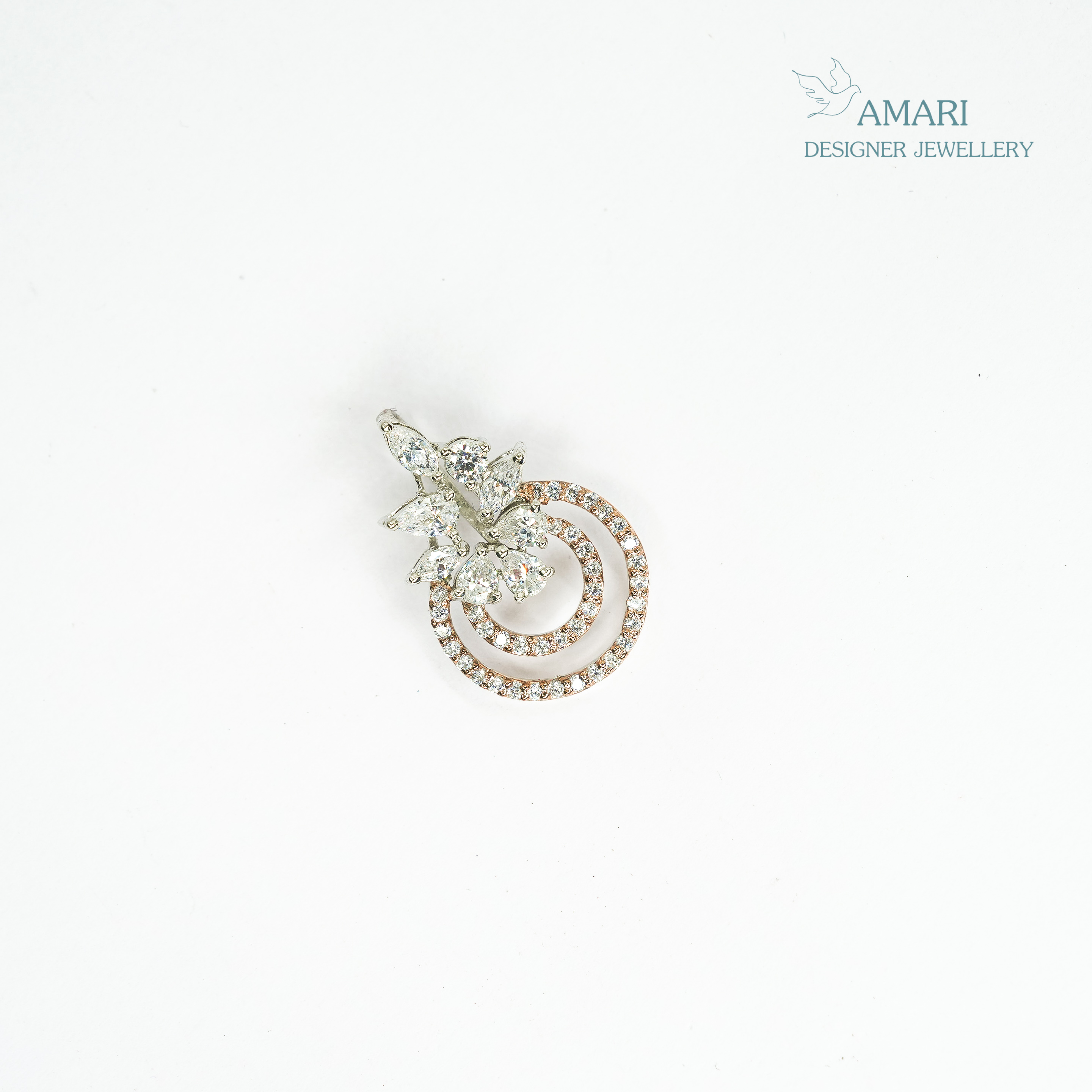 Elegant Stunning Pendant -