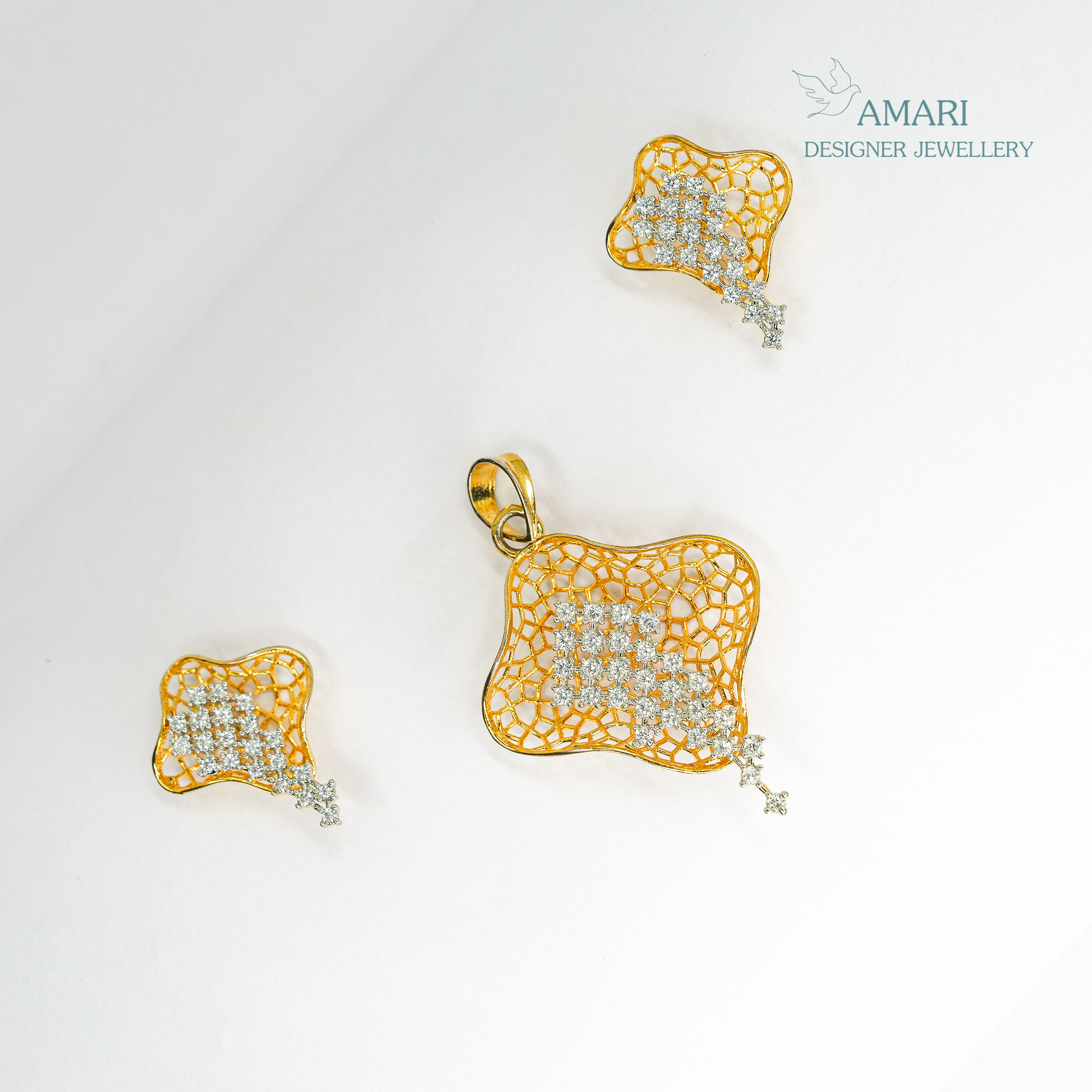 Embellished Floral Pendant Set -