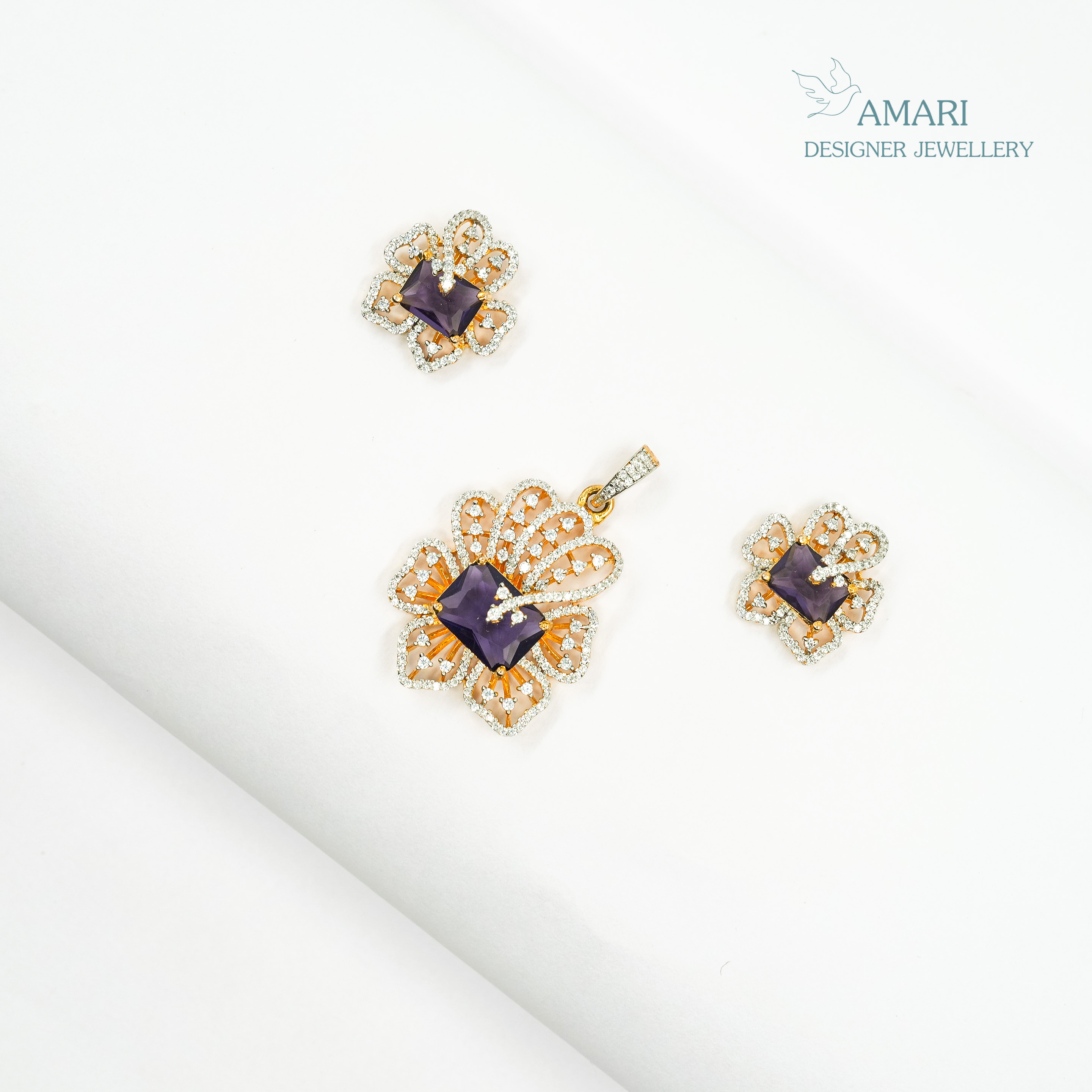 Dazzling Radiance Pendant Set