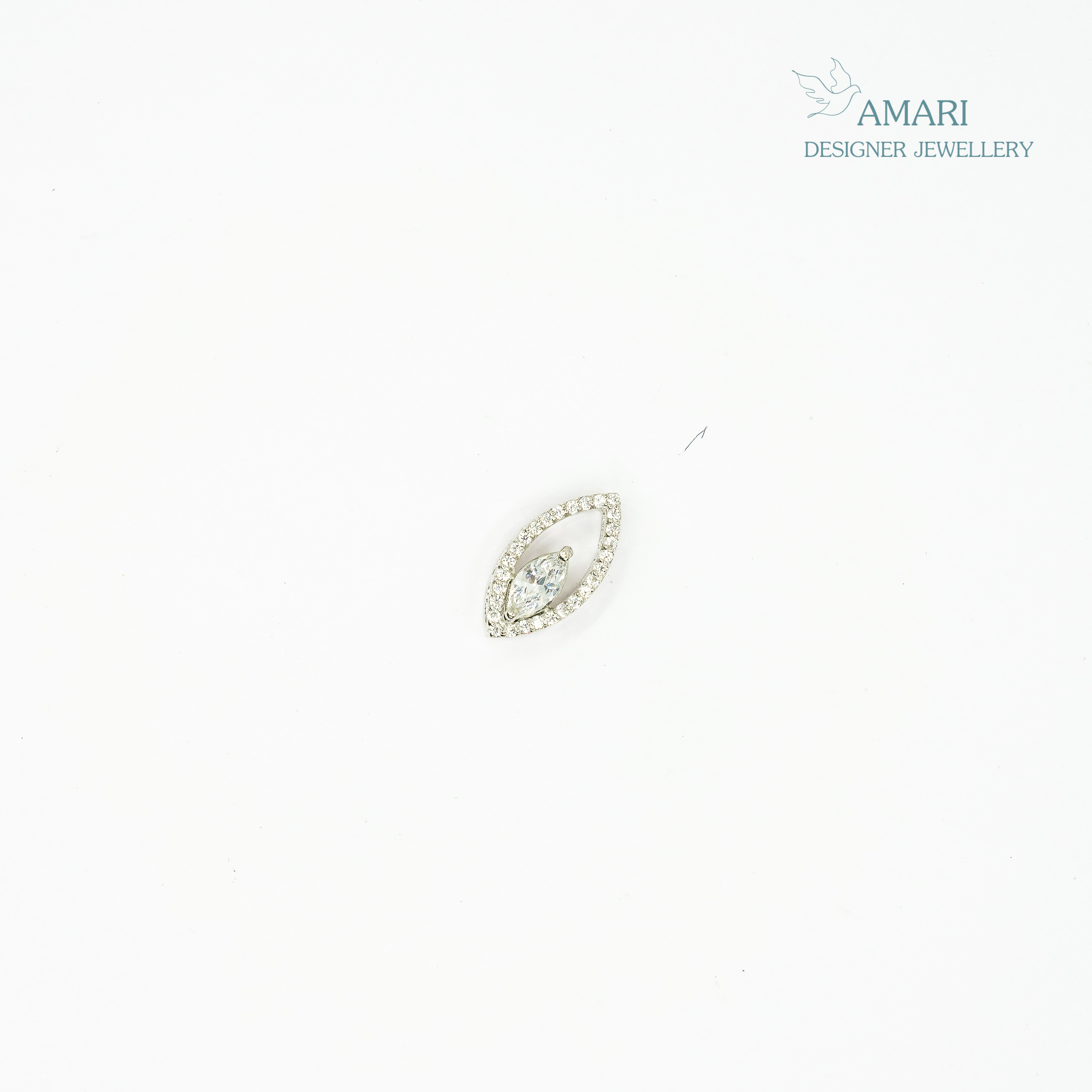 Simple Eye Design Pendant -