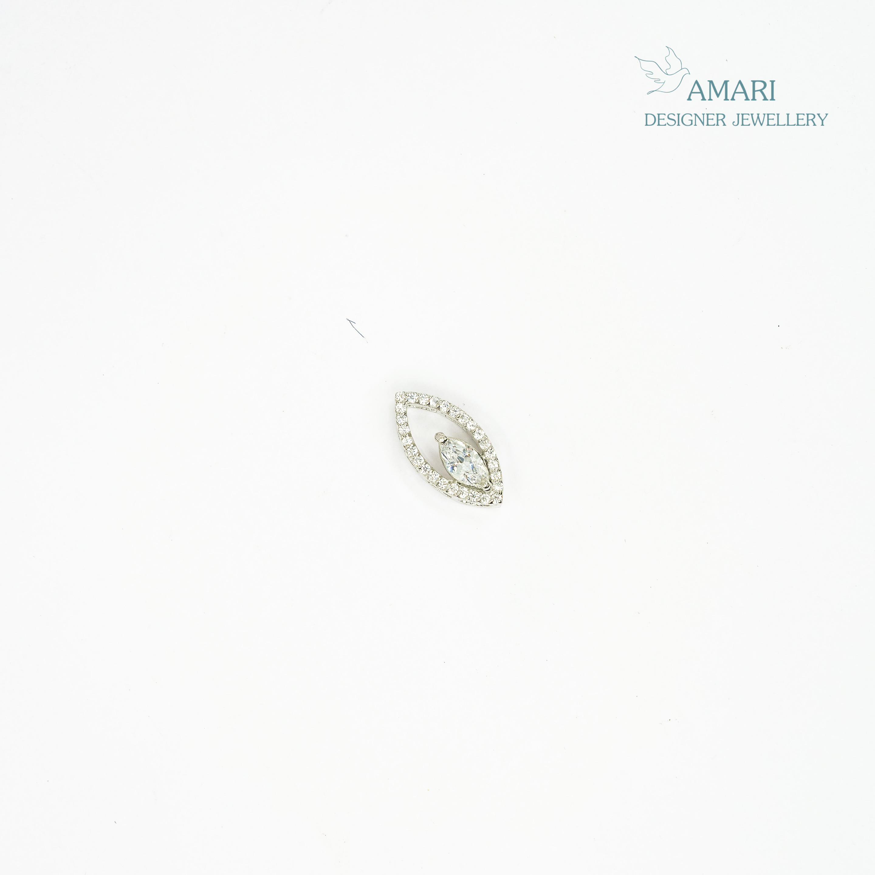 Simple Eye Design Pendant -