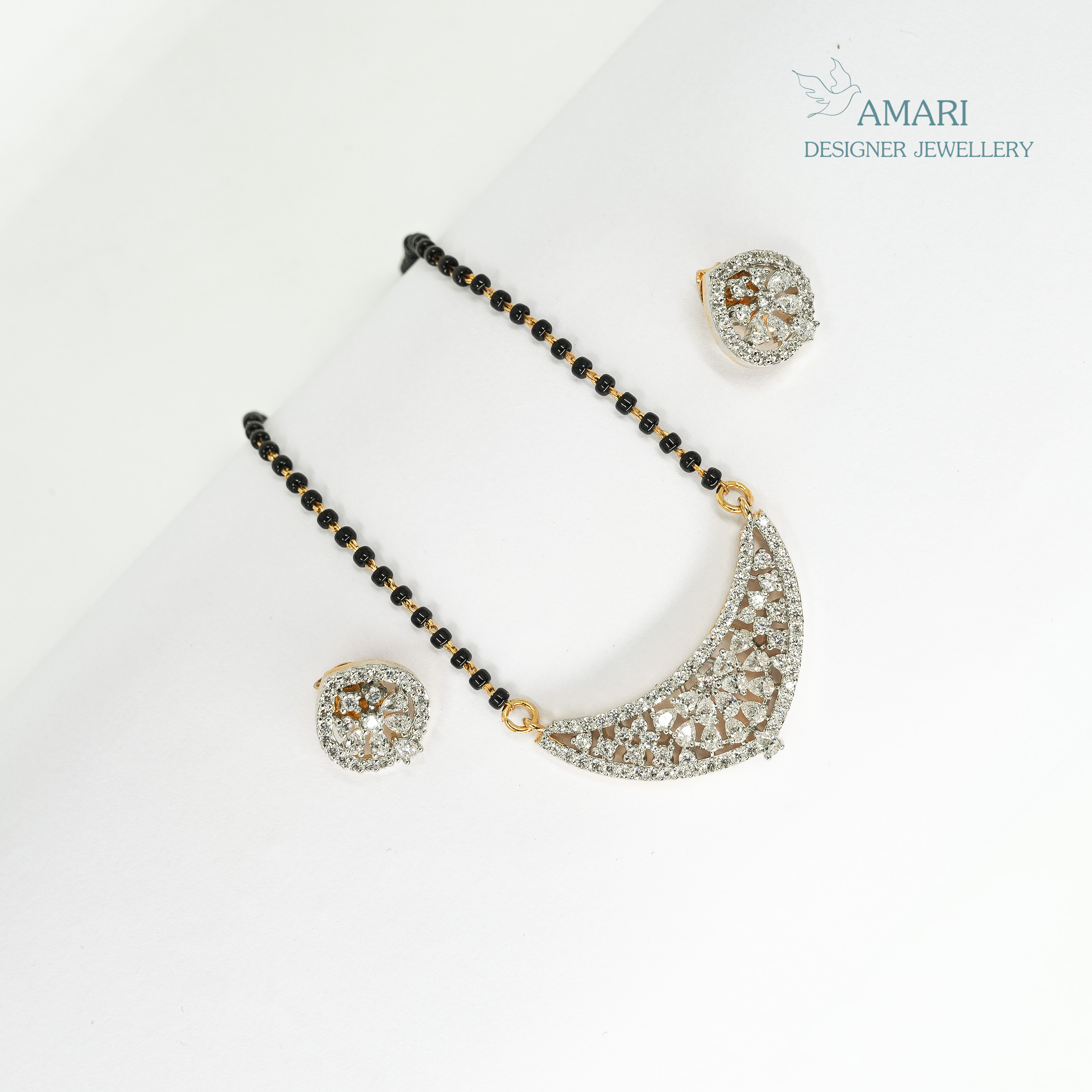 Versatile Mangal Sutra Pendant Set -