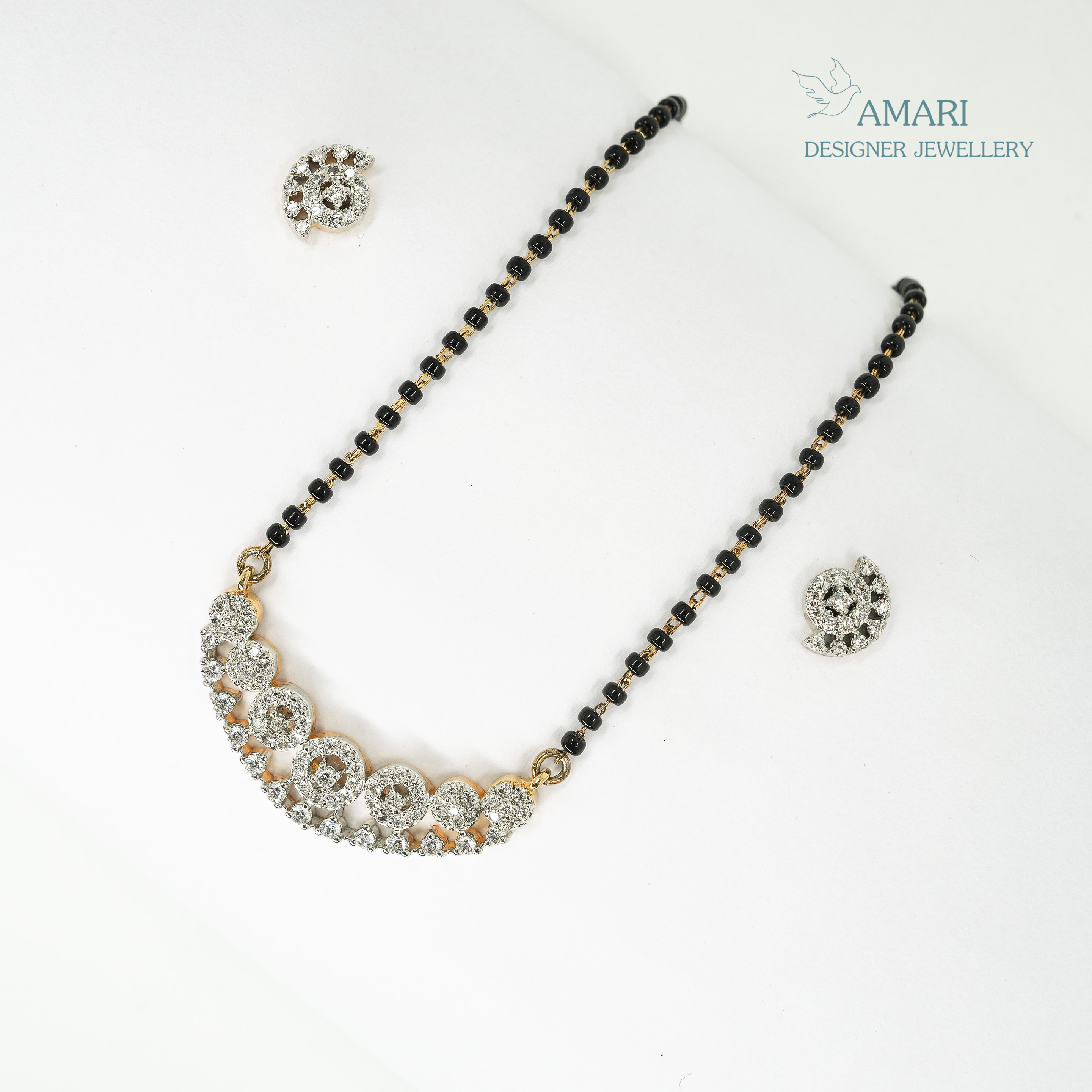 Stunning Mangal Sutra Pendant Set -