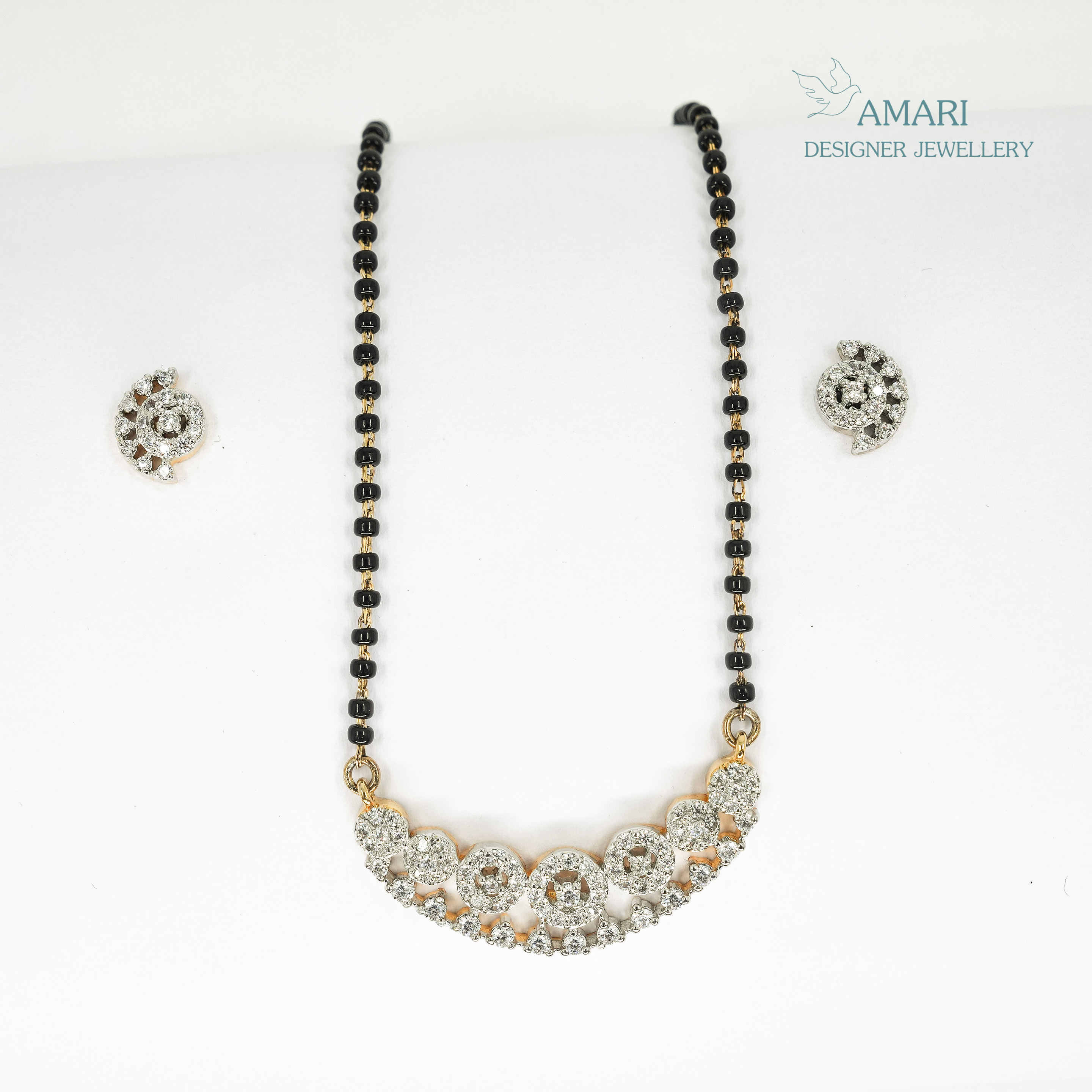 Stunning Mangal Sutra Pendant Set -