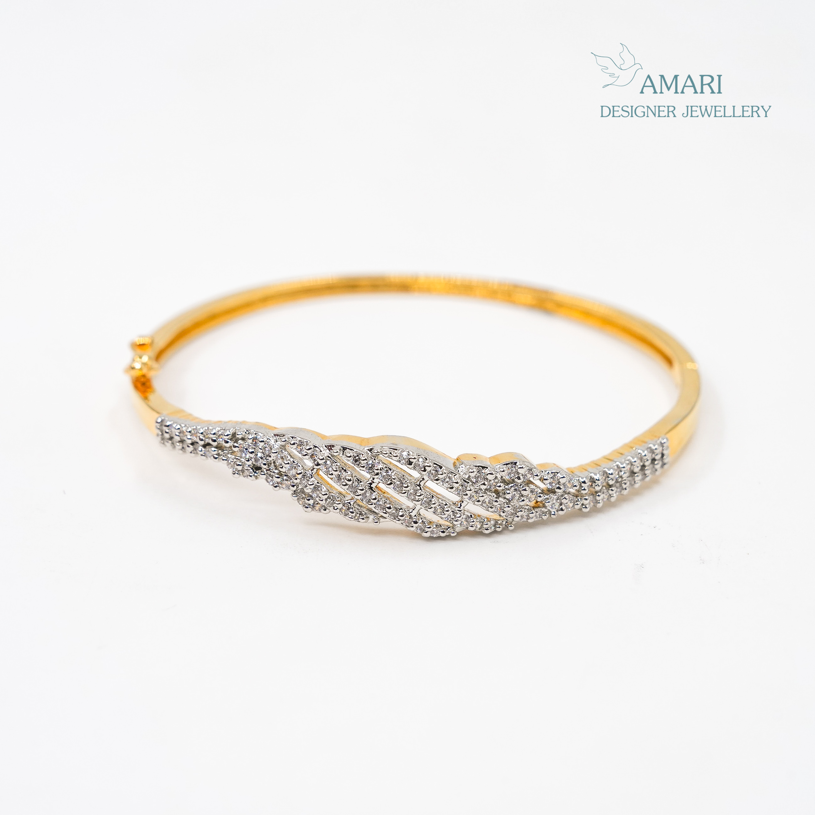 Dazzling Radiance Kada Bracelet -