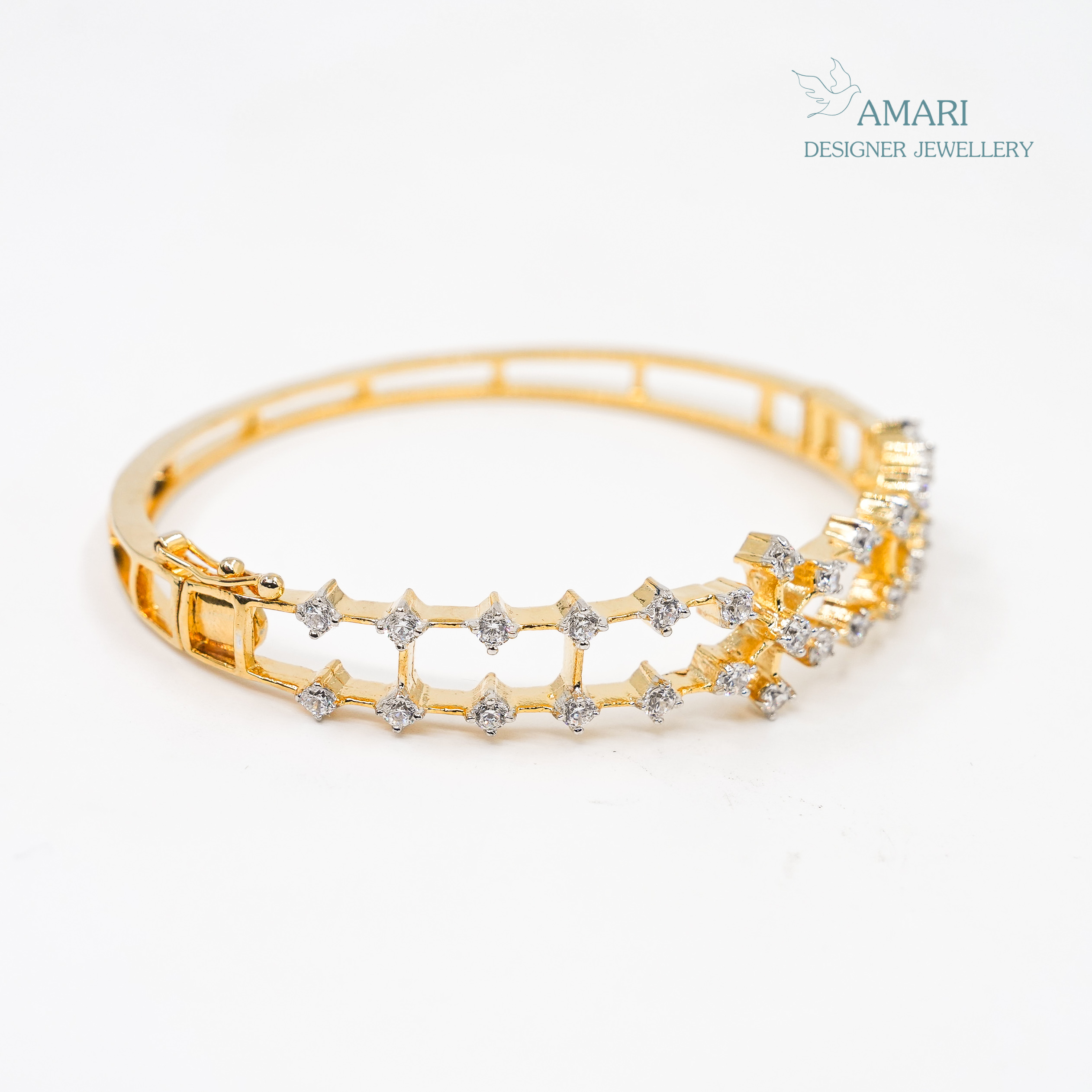 Simply And Classic Kada Bracelet -