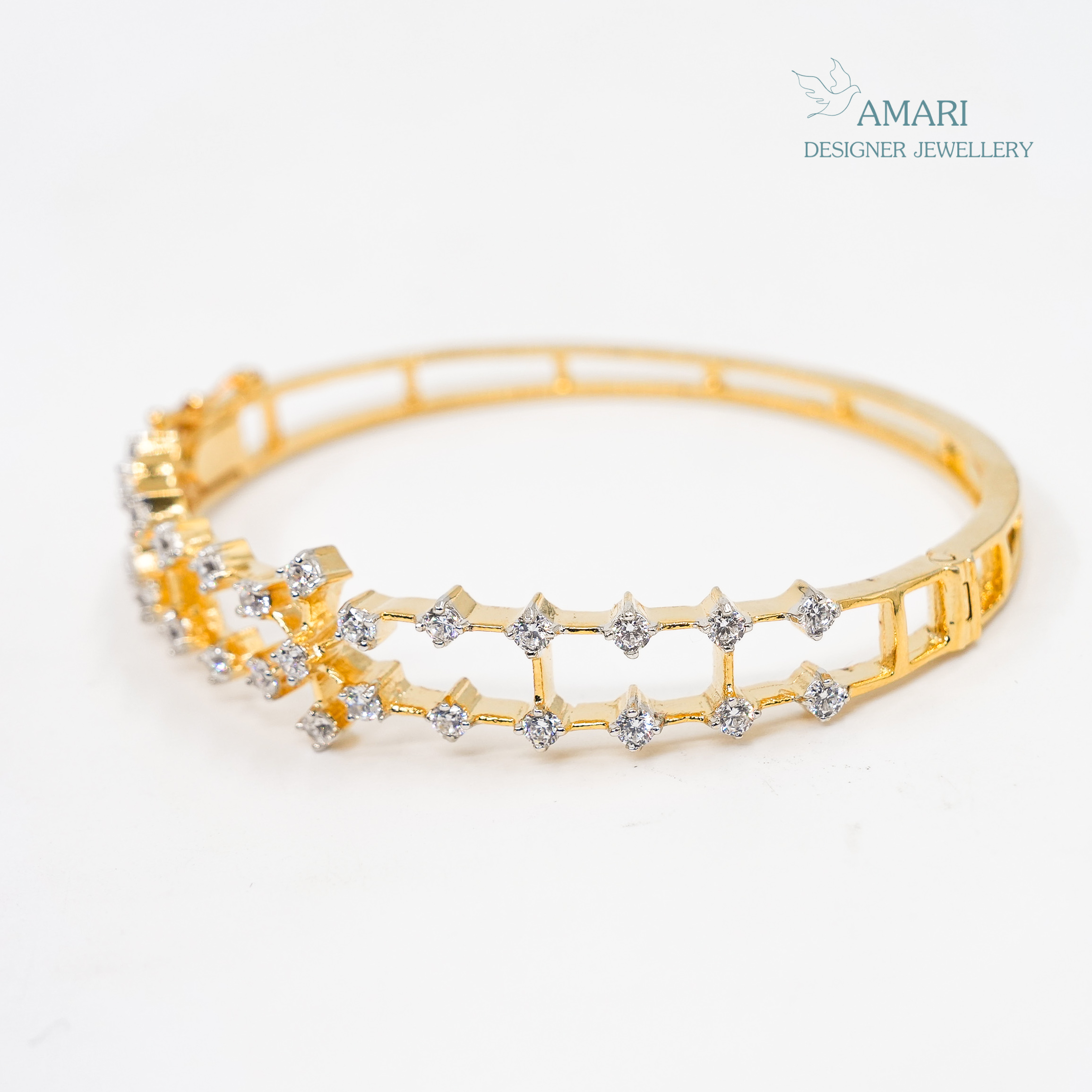 Simply And Classic Kada Bracelet -