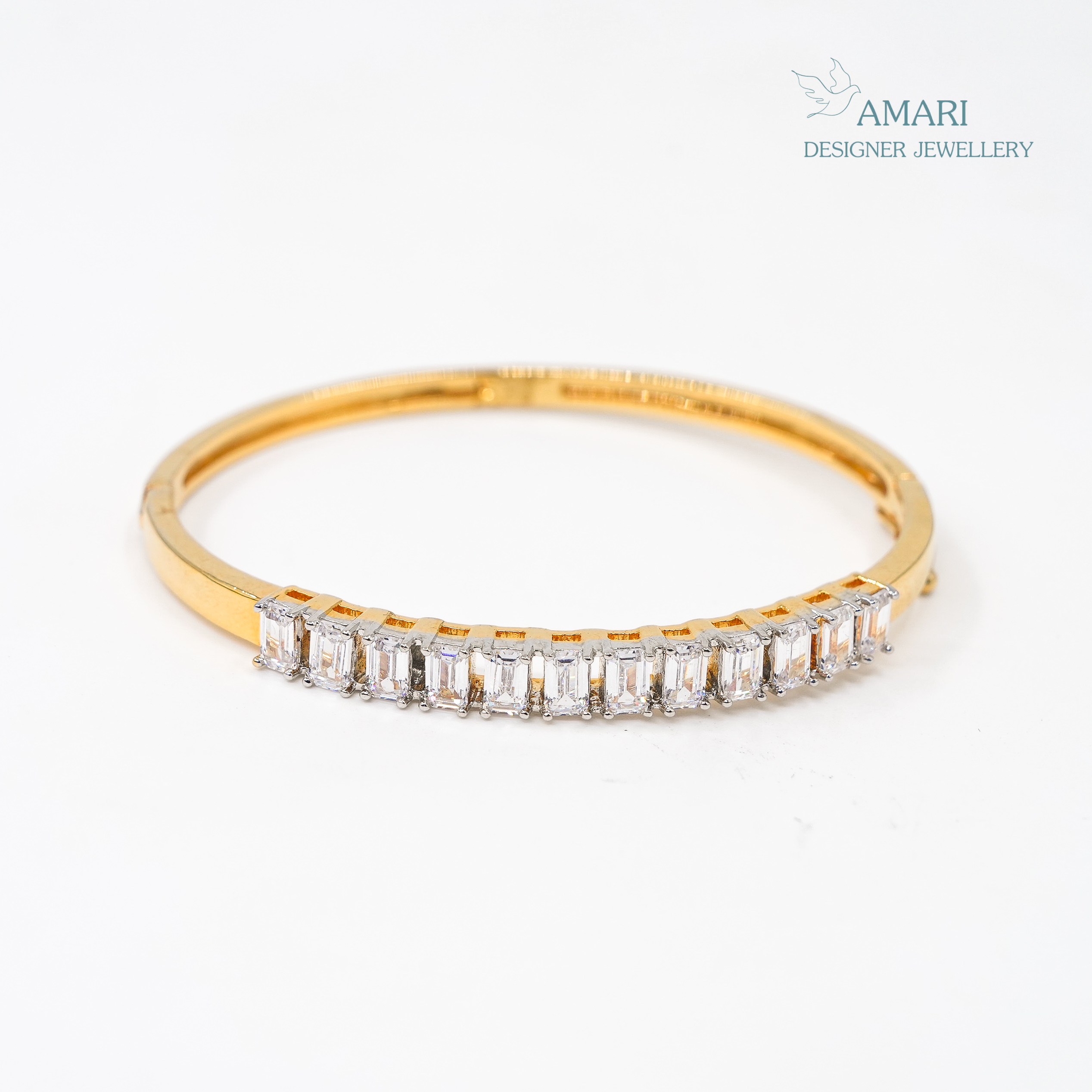 Exquisite Single Line Kada Bracelet