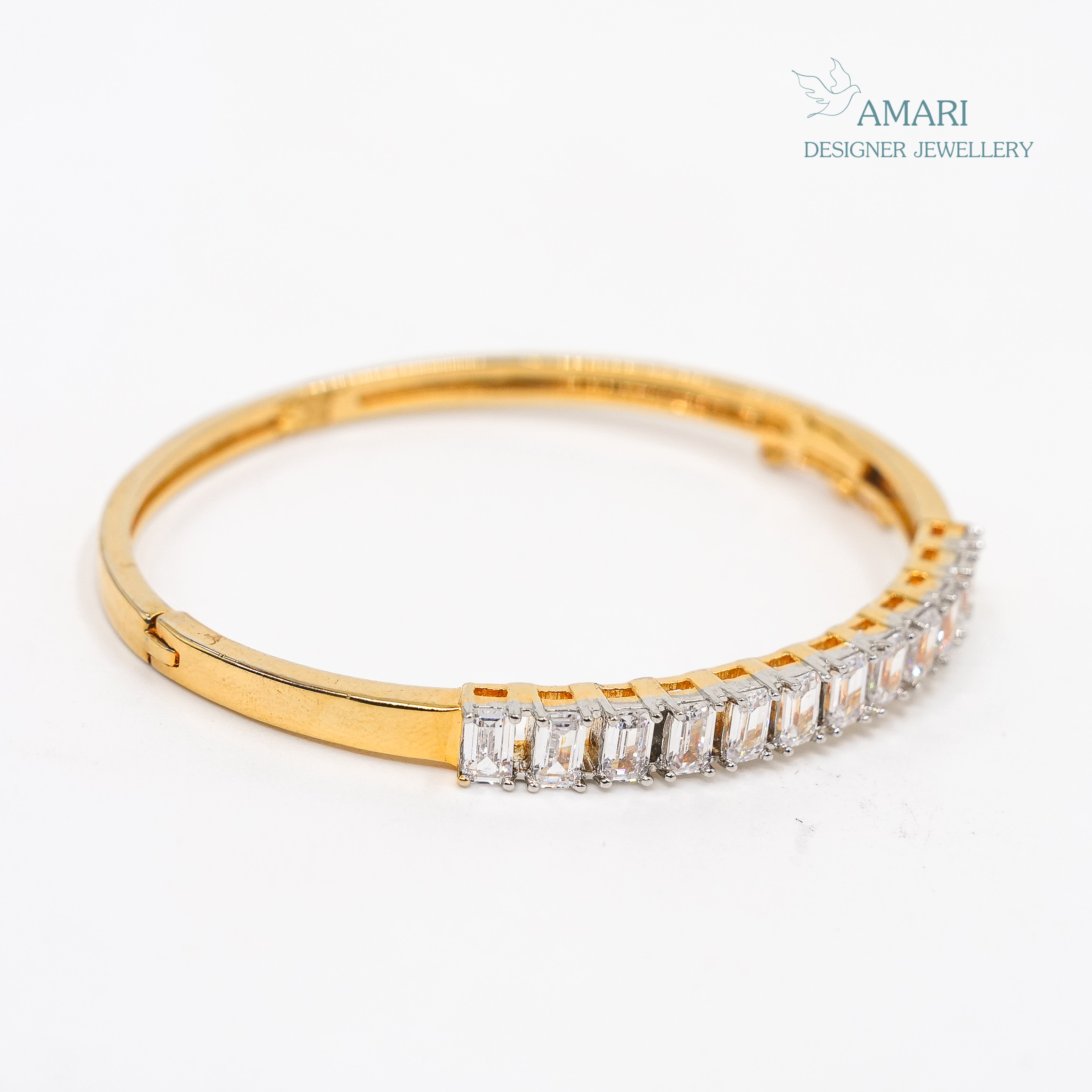 Exquisite Single Line Kada Bracelet -