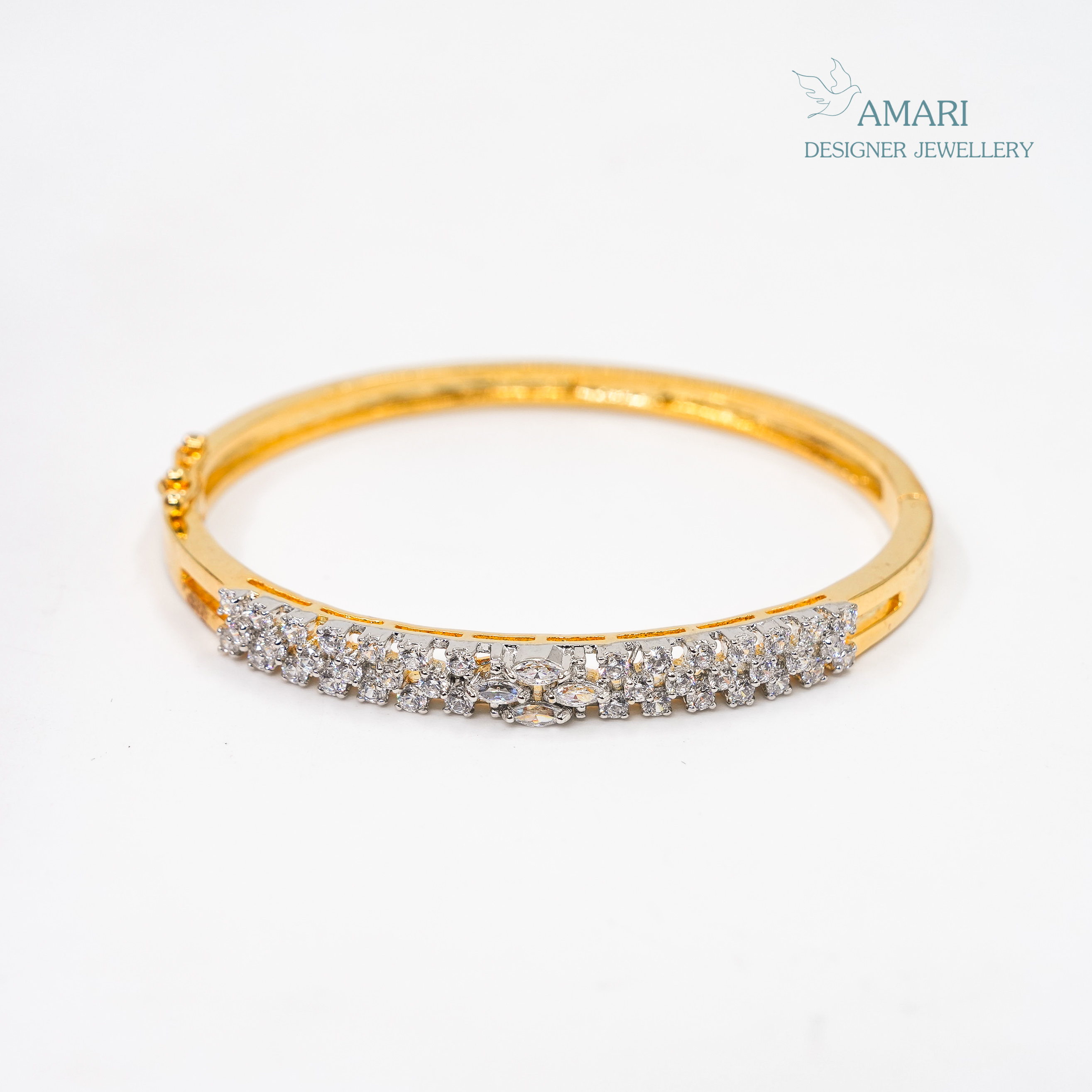 Beautiful Contemporary Kada Bracelet -