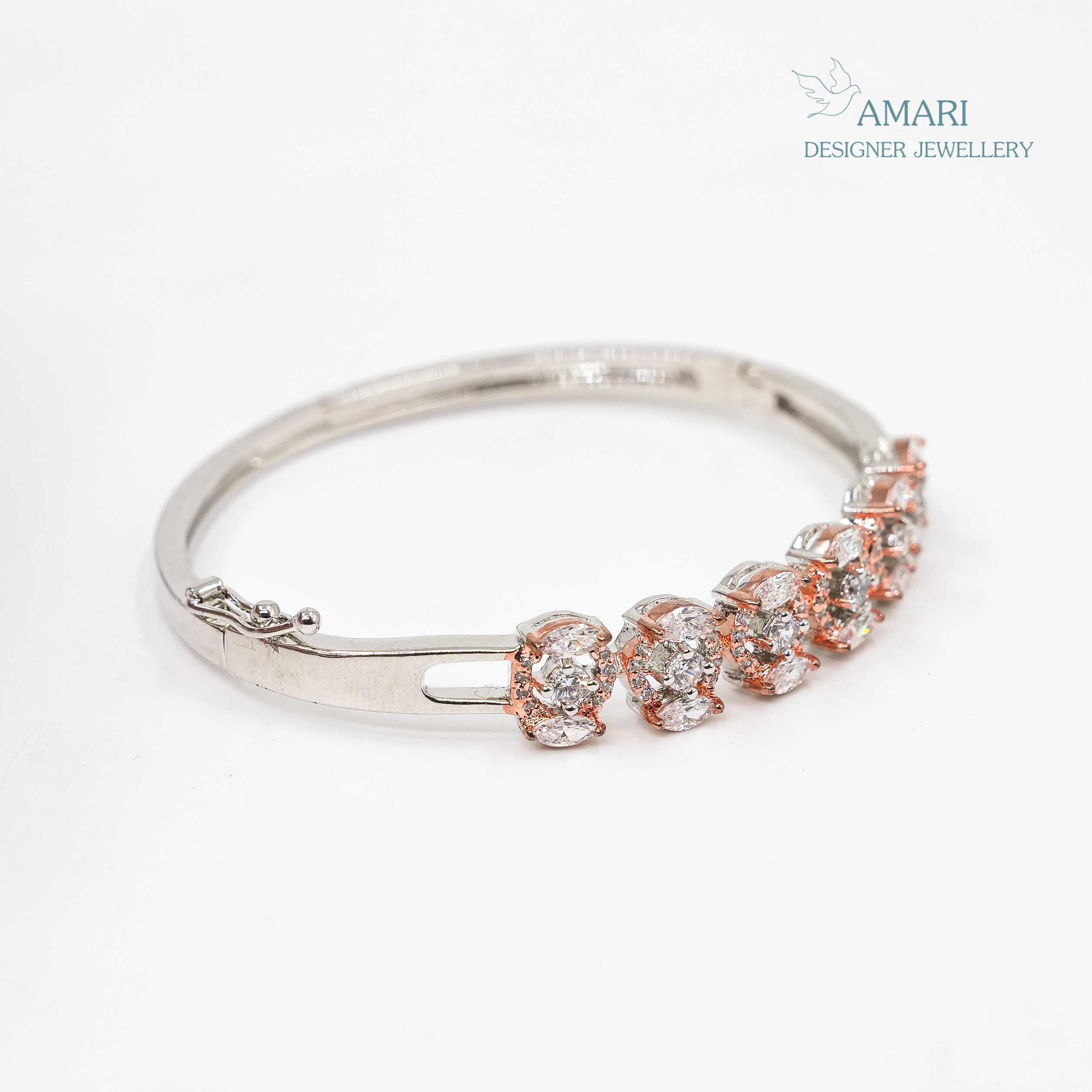 Round Statement Kada Bracelet -