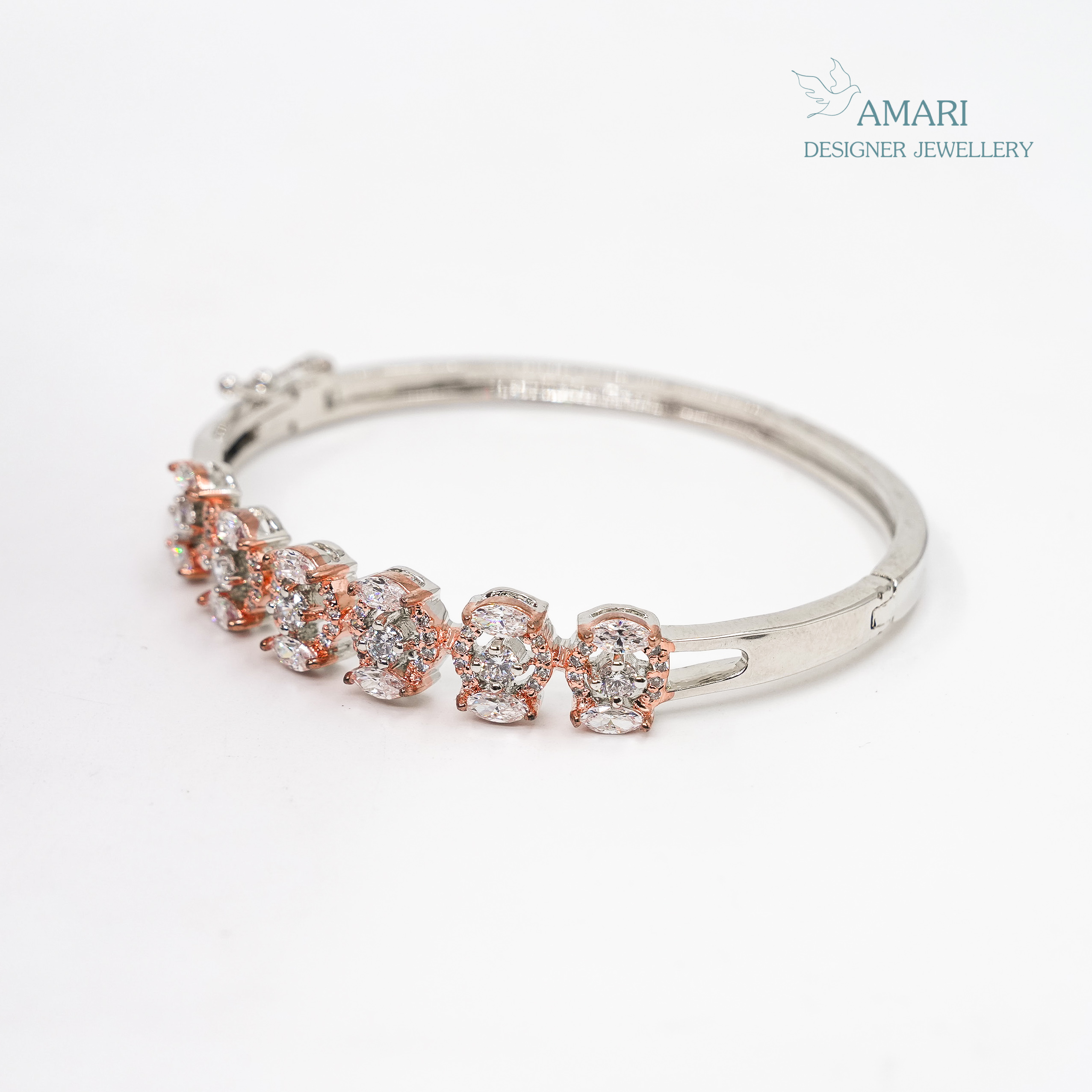 Round Statement Kada Bracelet -