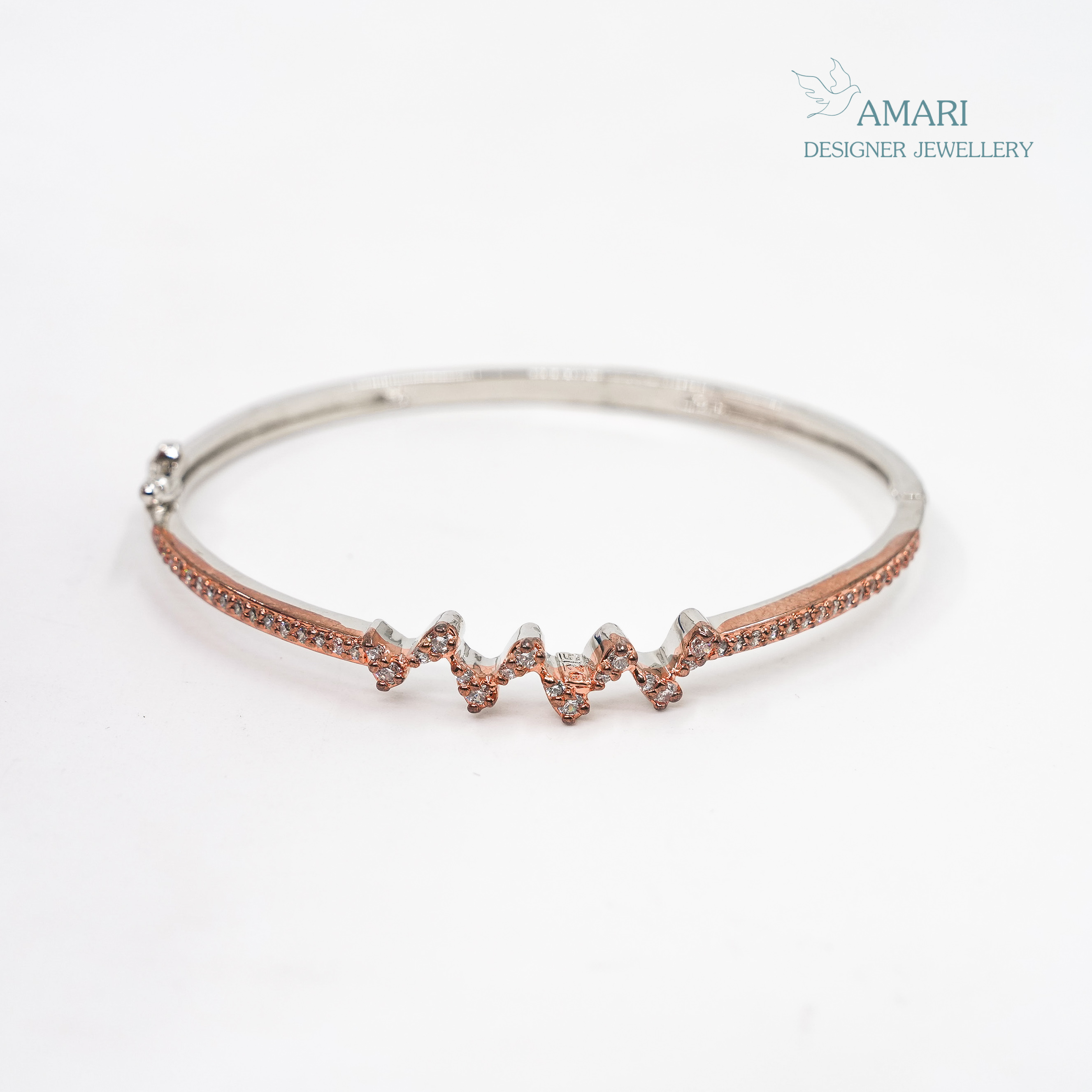 Perfect Crisscross Kada Bracelet -