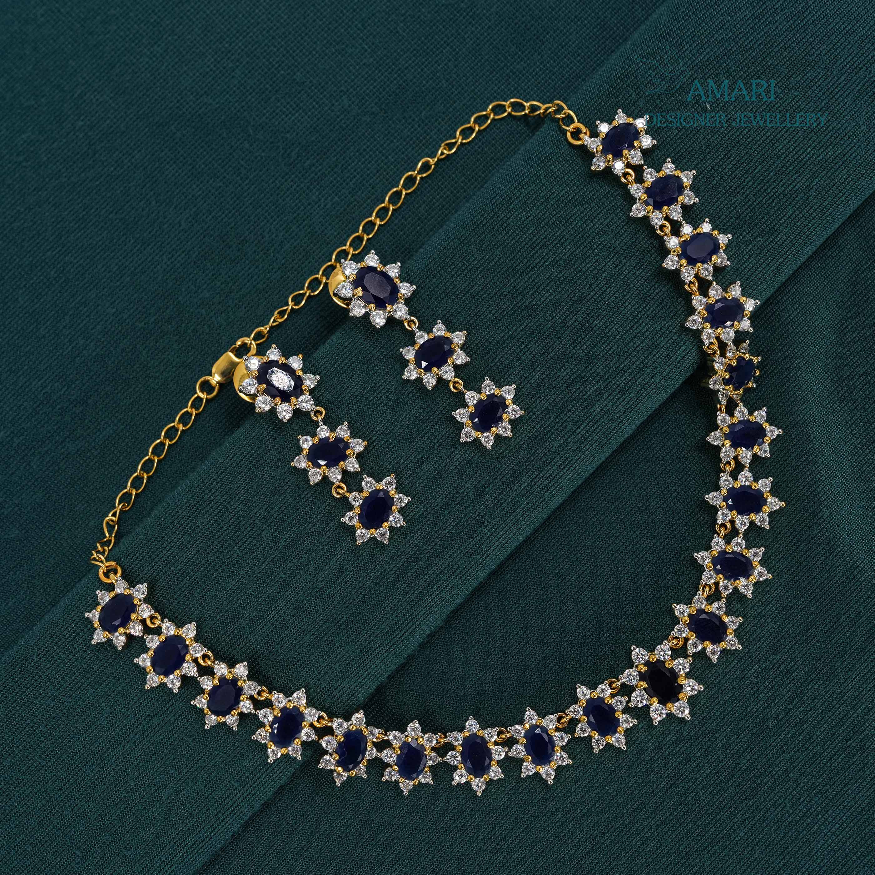 Minimalistic with Different Color Stone Necklace -