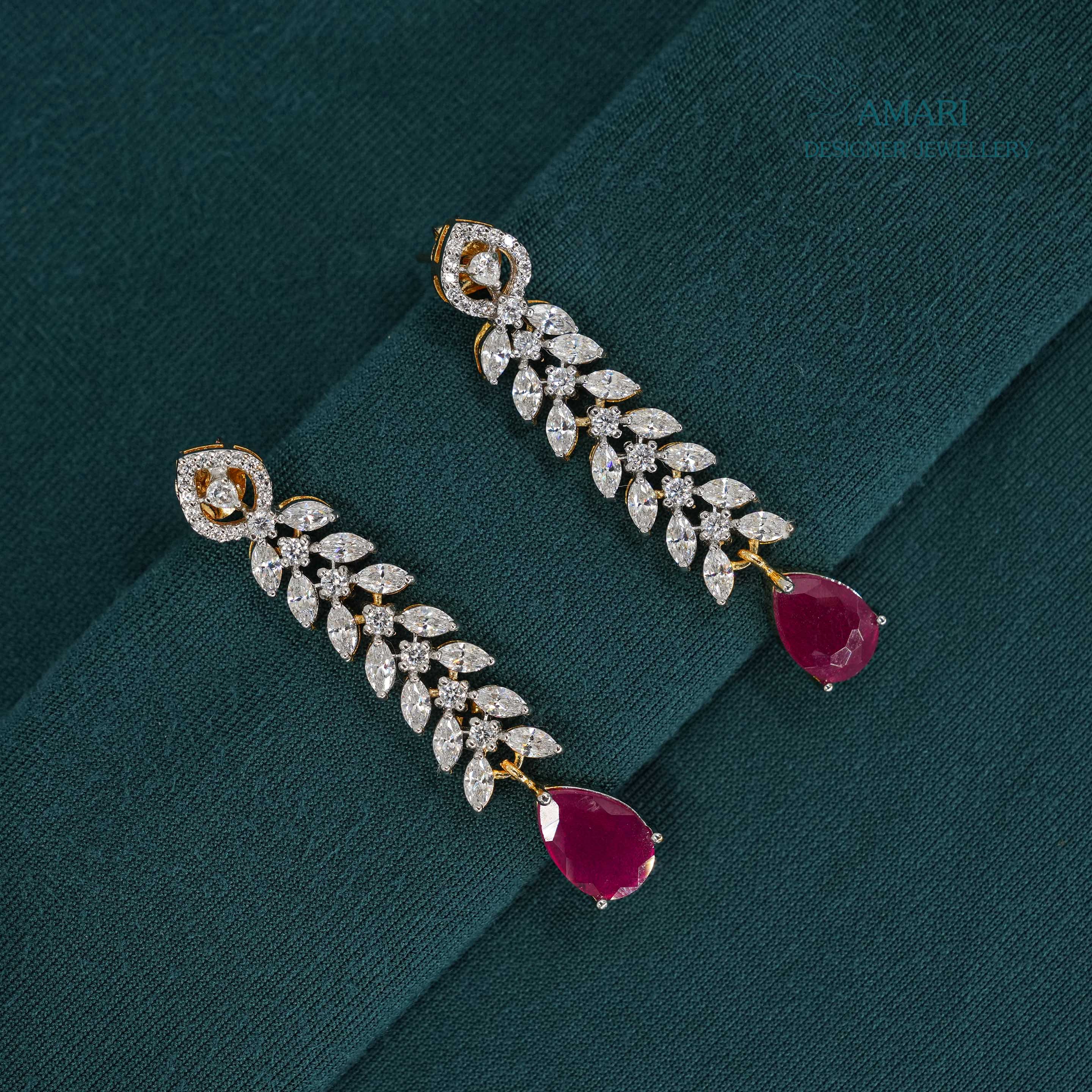 Emelard stone Necklace -