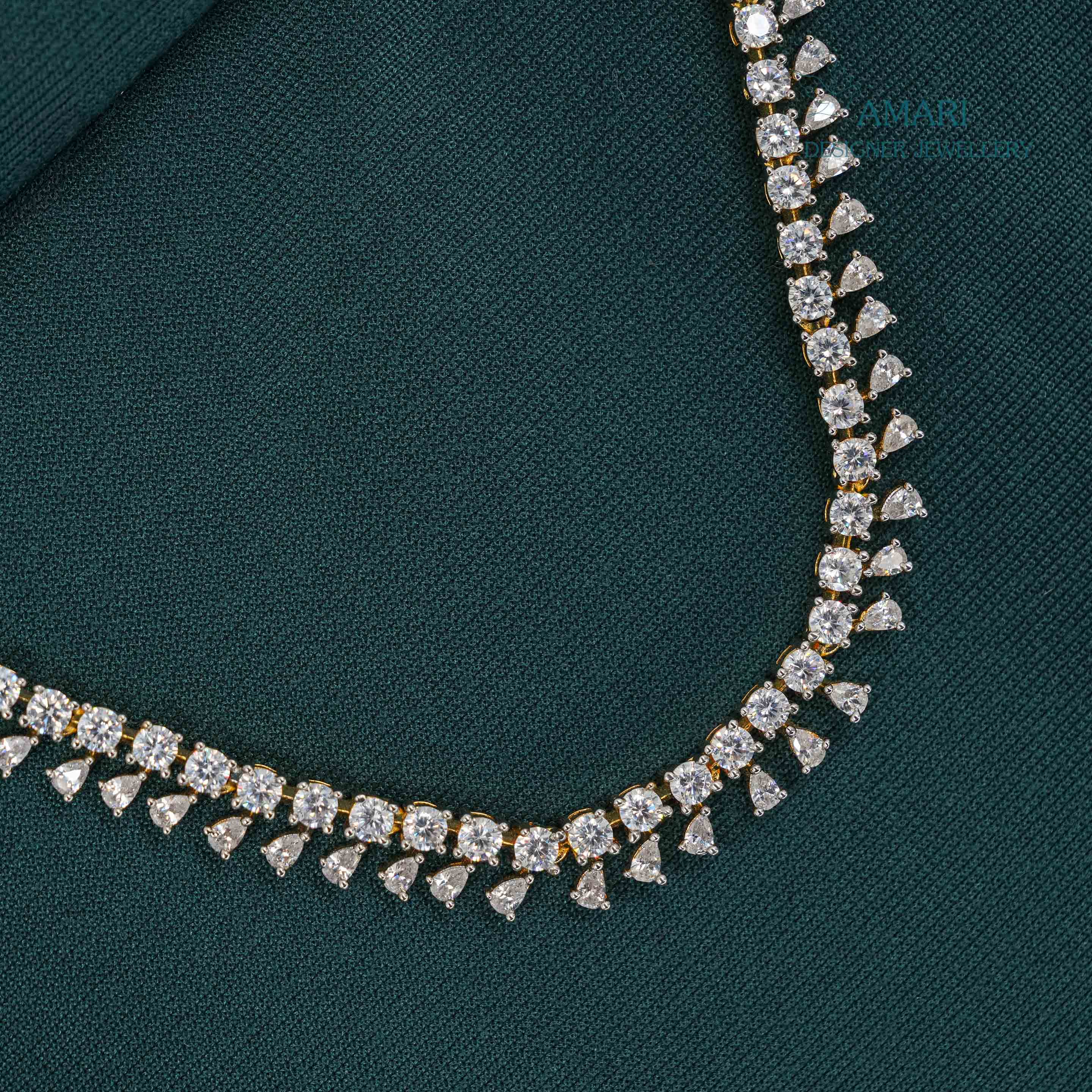 Minimalistic with floral Necklace -