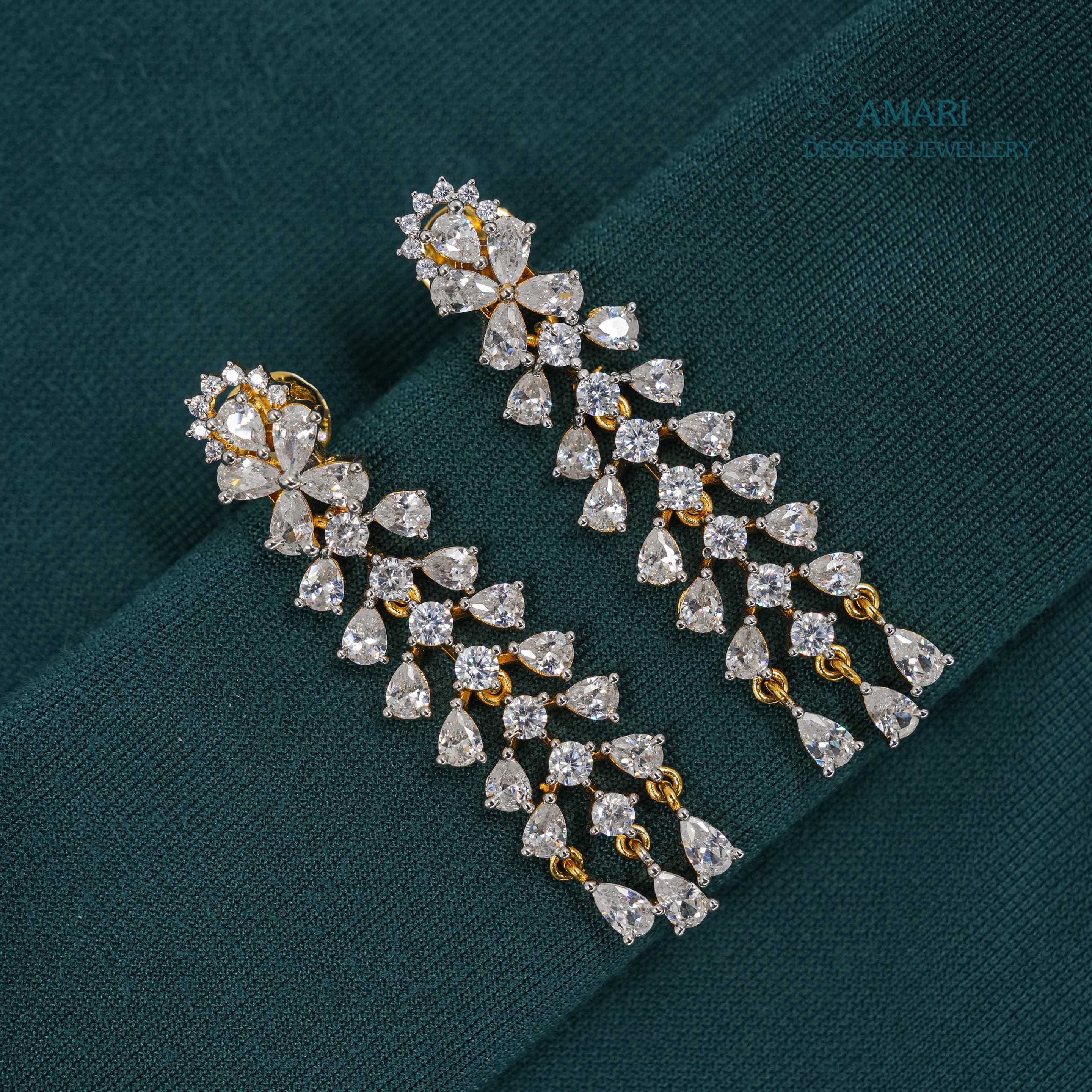 Minimalistic with floral Necklace -