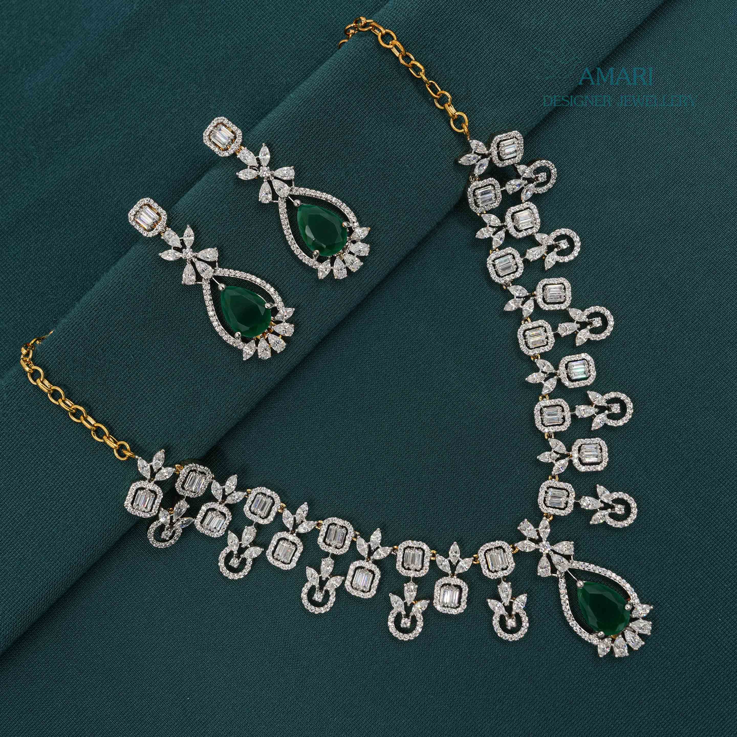 Elegant Green Necklace