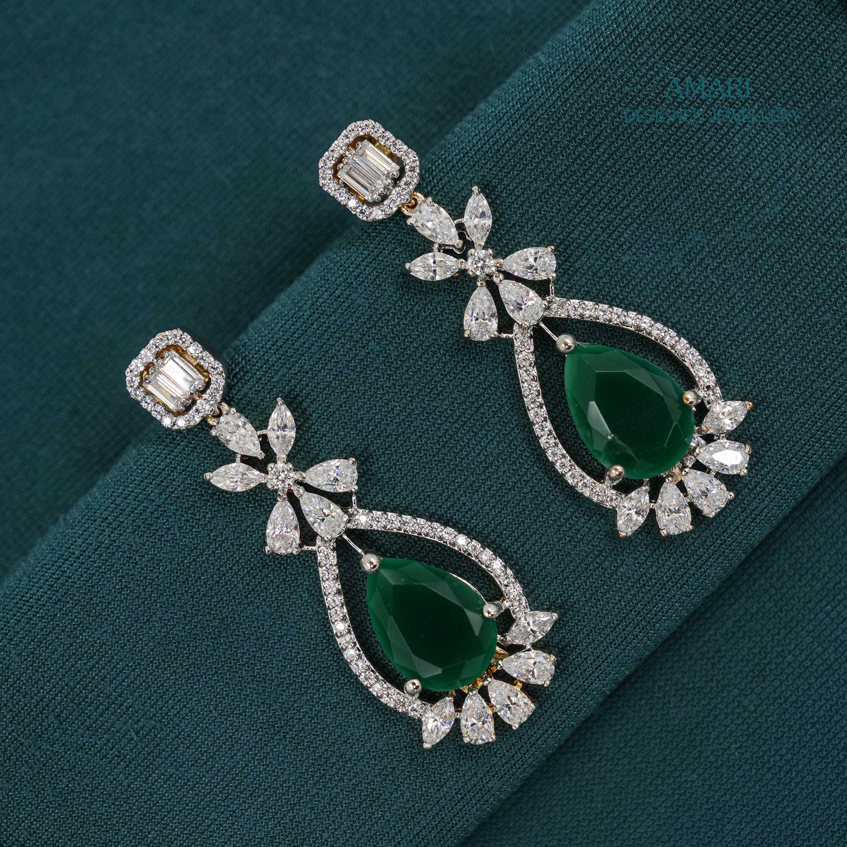 Elegant Green Necklace -