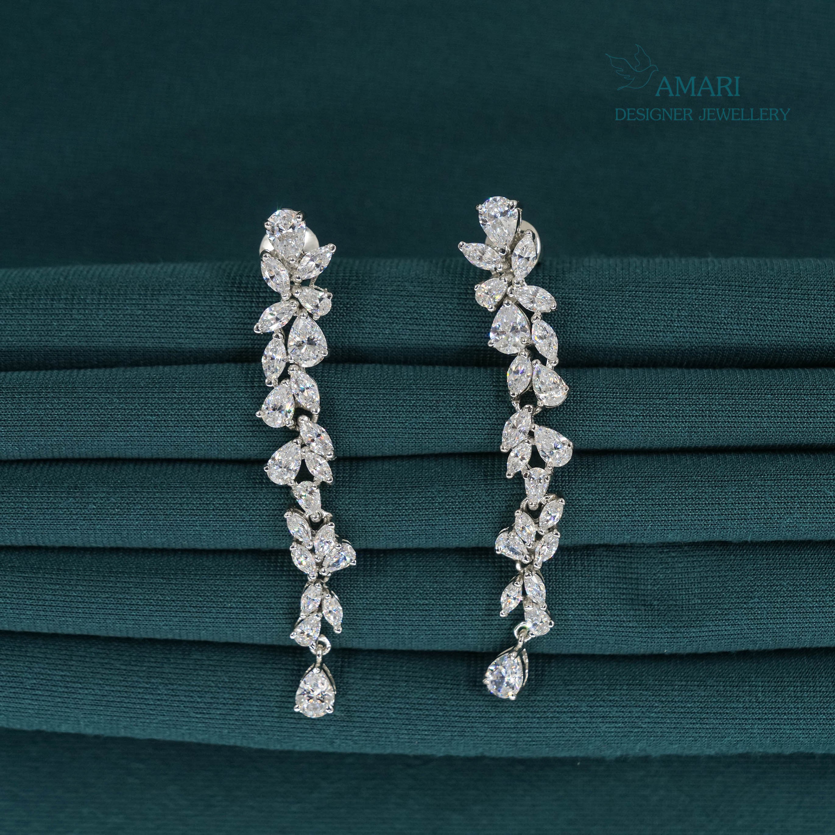 Cool Elegance Silver Earrings -