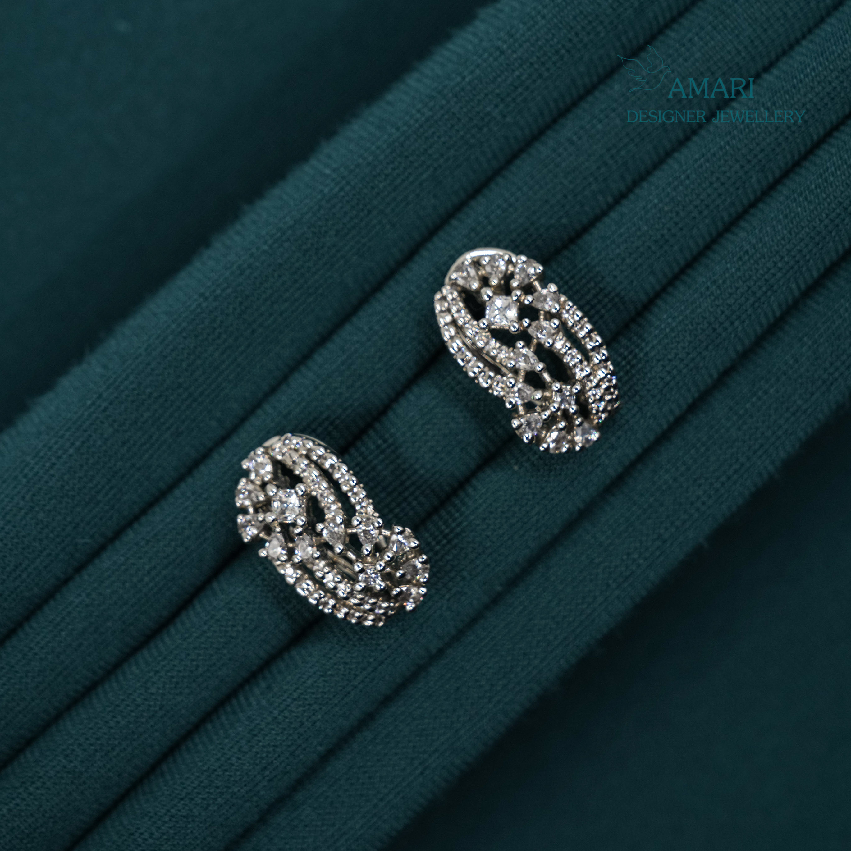 Refined Shine Silver Earrings -