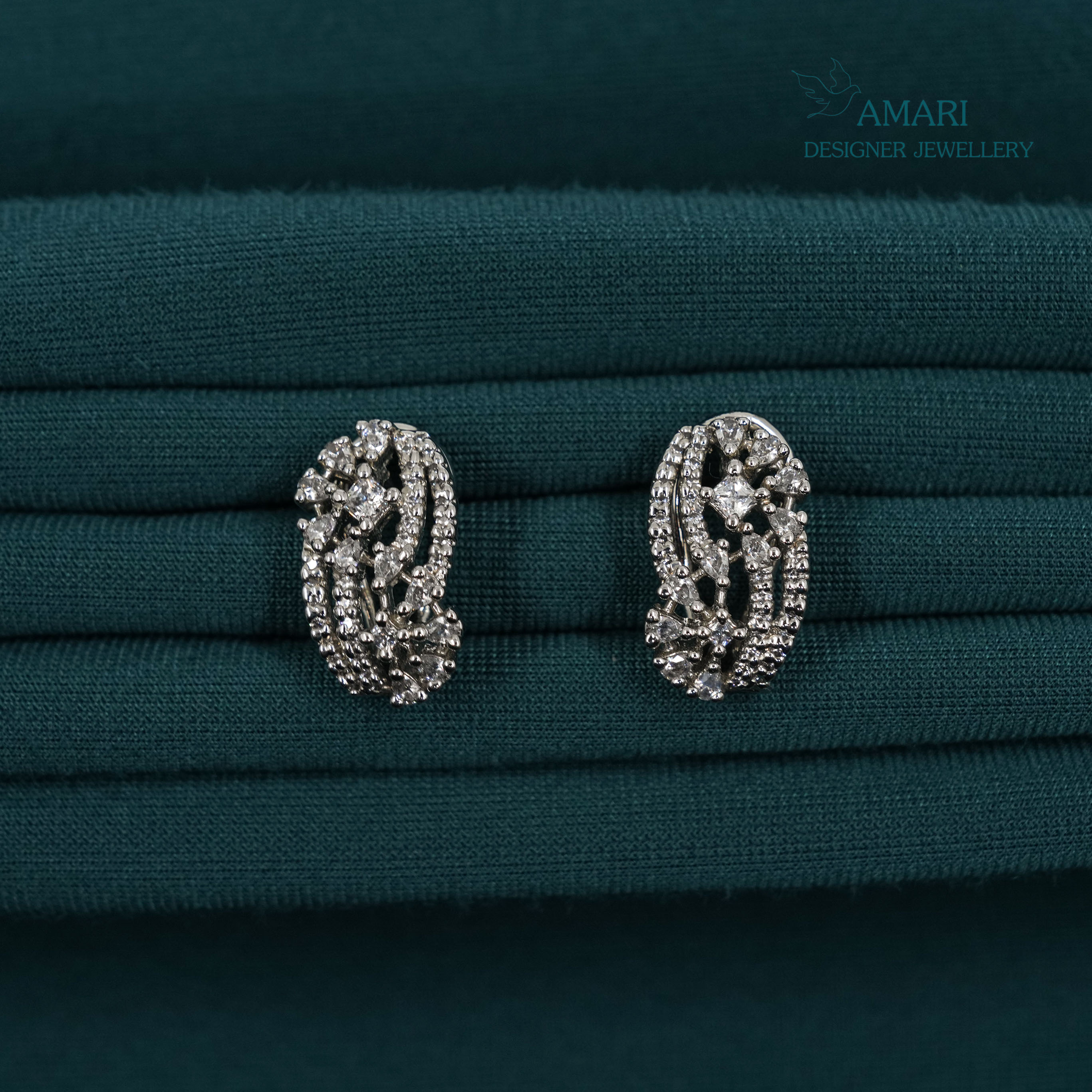 Refined Shine Silver Earrings -