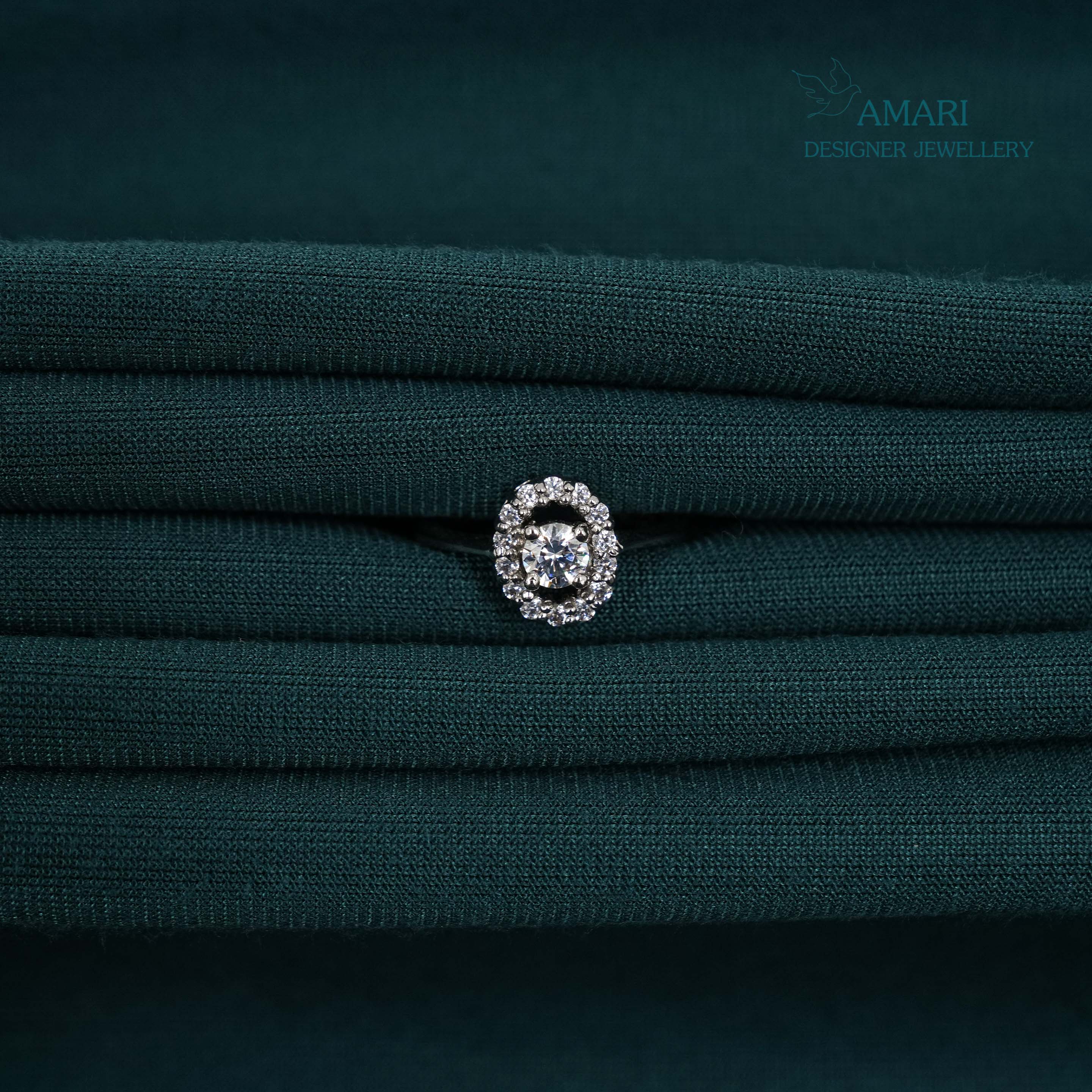 Graceful Touch Silver Ring -