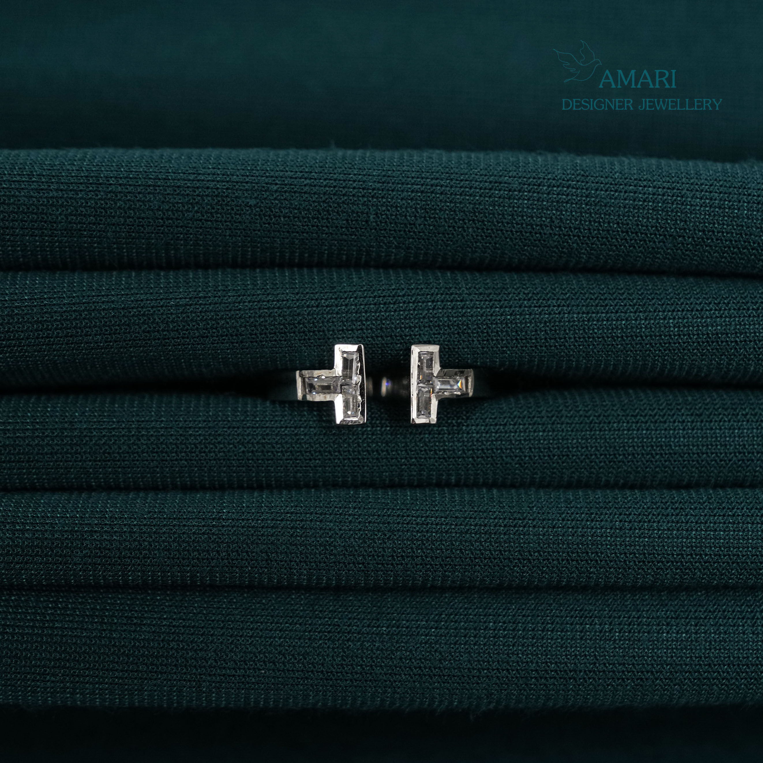 Essential Style Silver Ring -