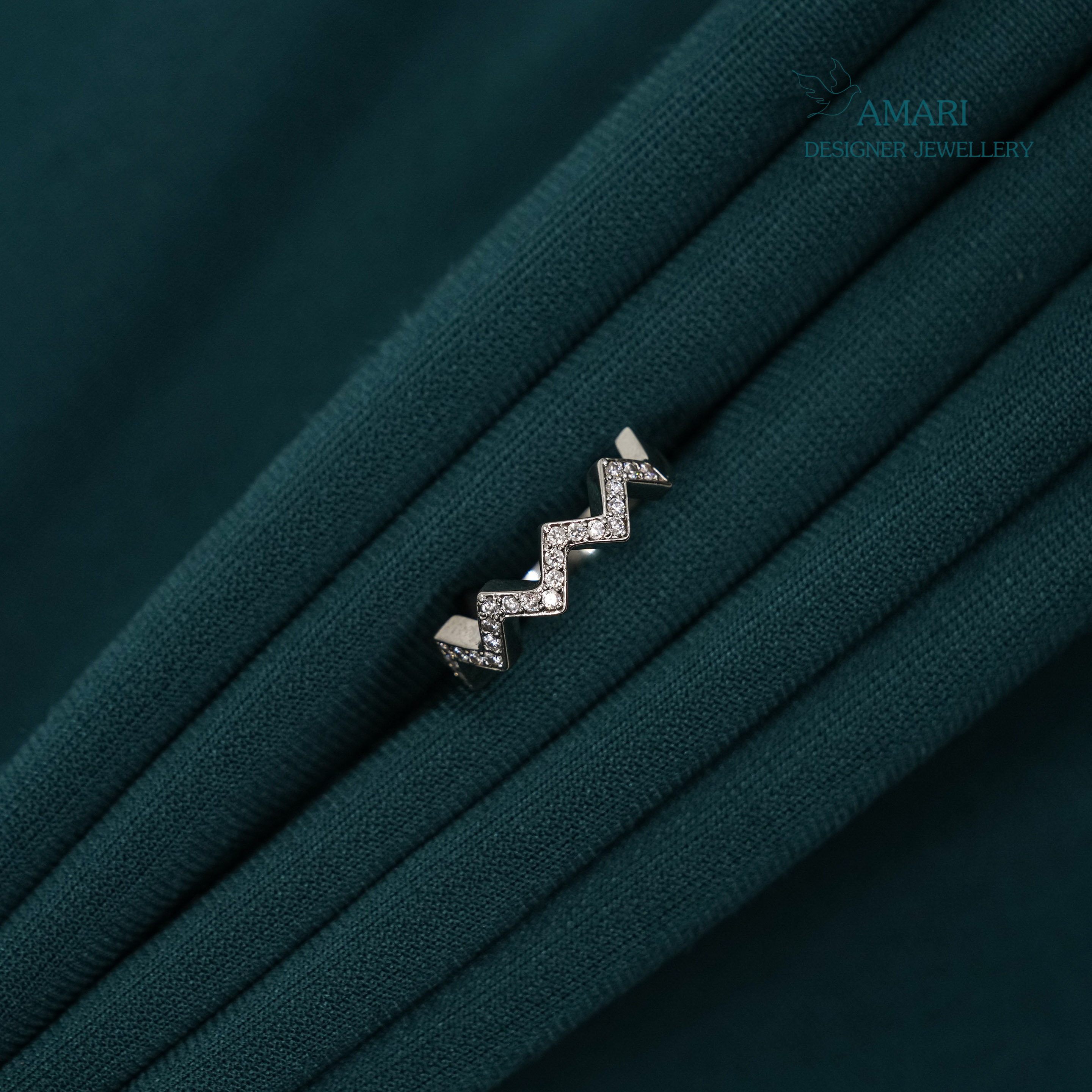 Day to Night Silver Ring -