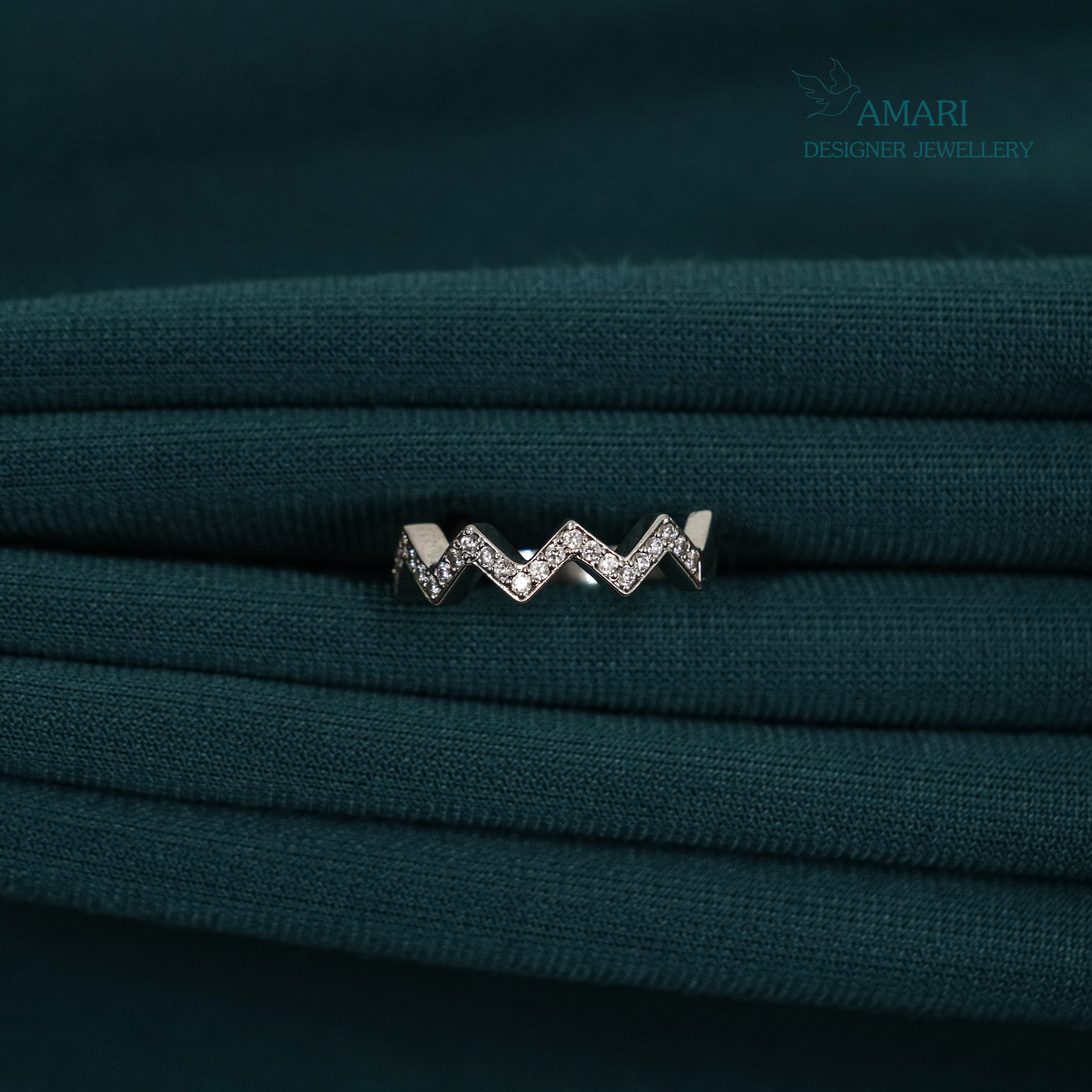 Day to Night Silver Ring -