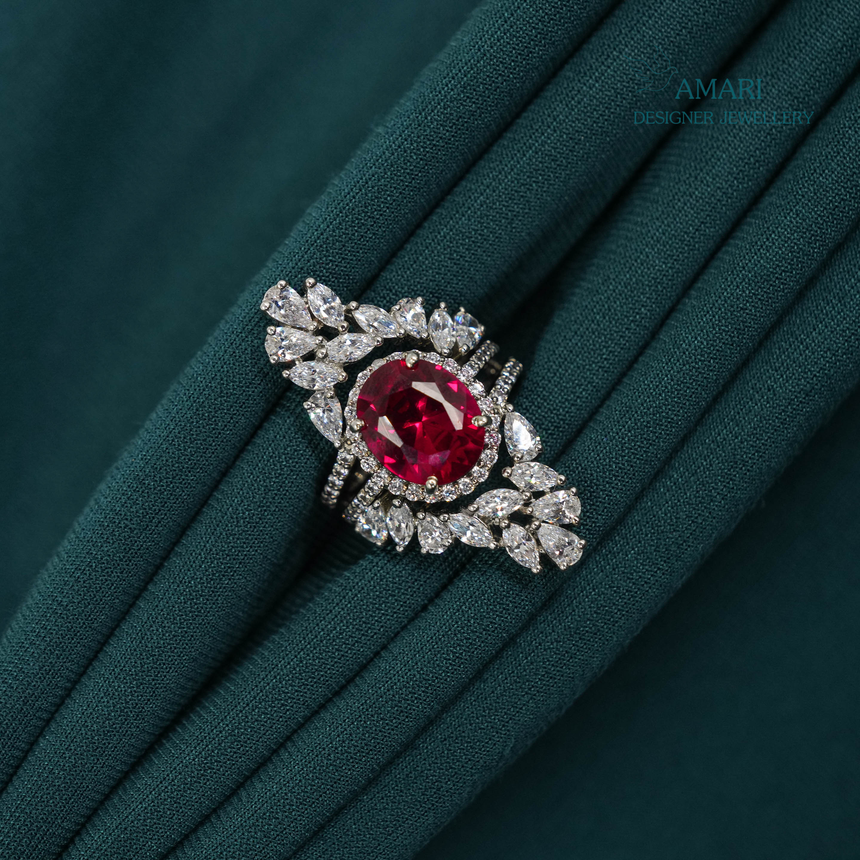 Subtle Class Silver Ring