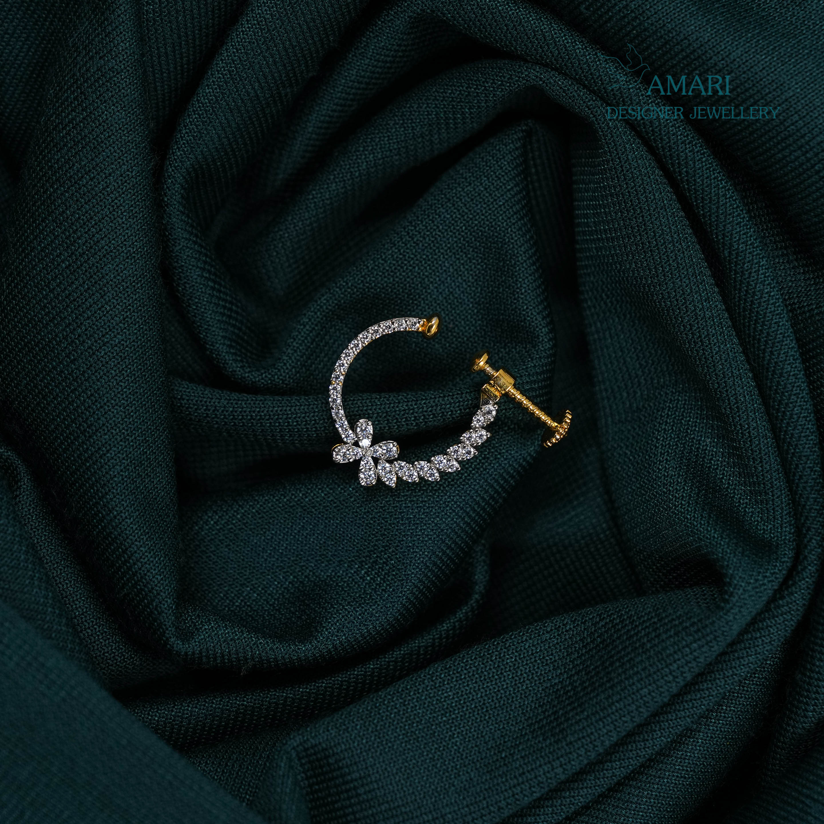 Small Flower Screw Type Nose Ring -