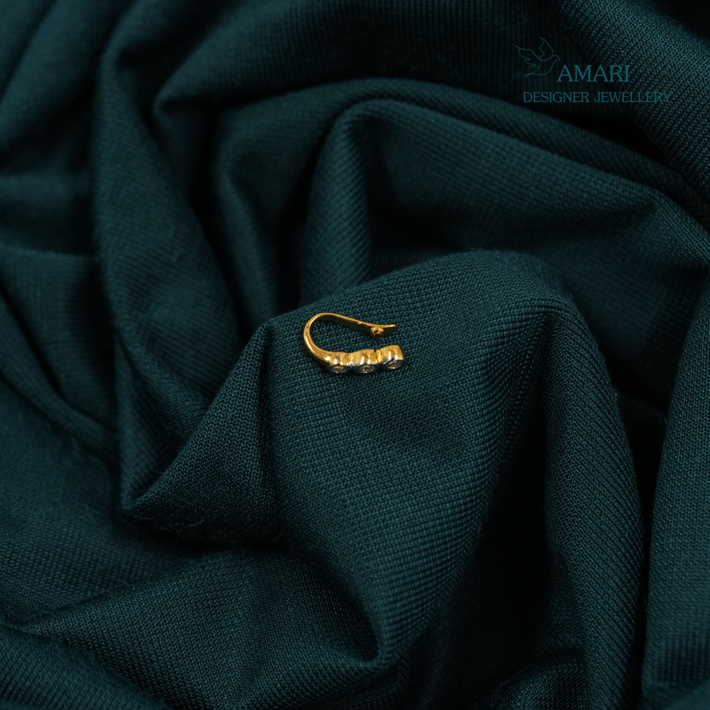 Simple And Sober Pressing Type Nose Ring -