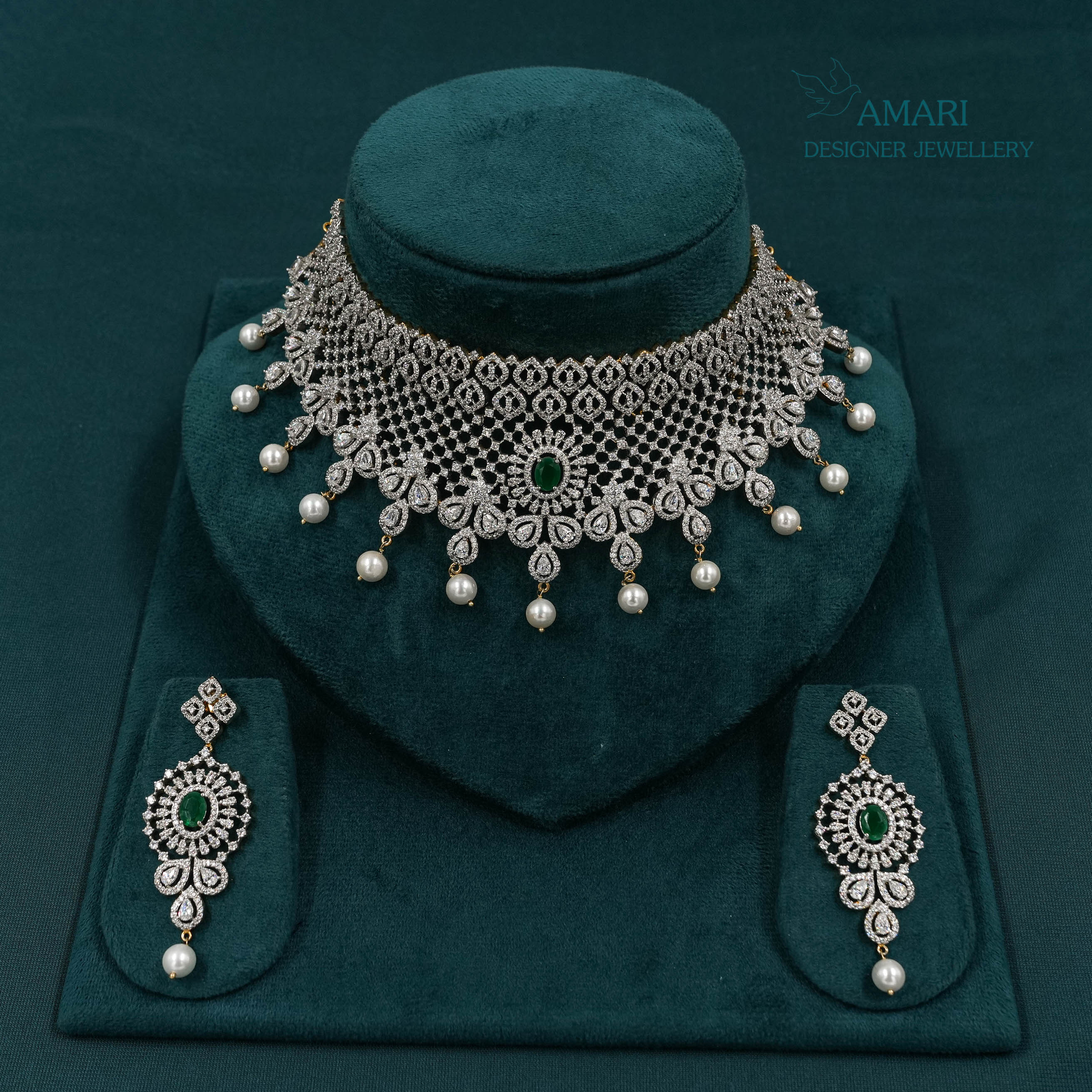 Dazzling Bloom With Pearls Silver Choker Set -