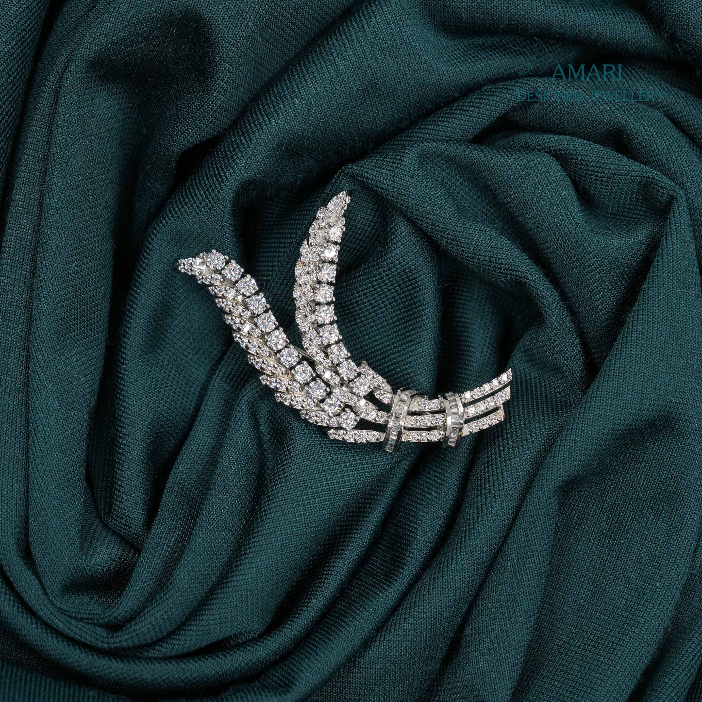 Stylish Leaf Cut Silver Brooch -