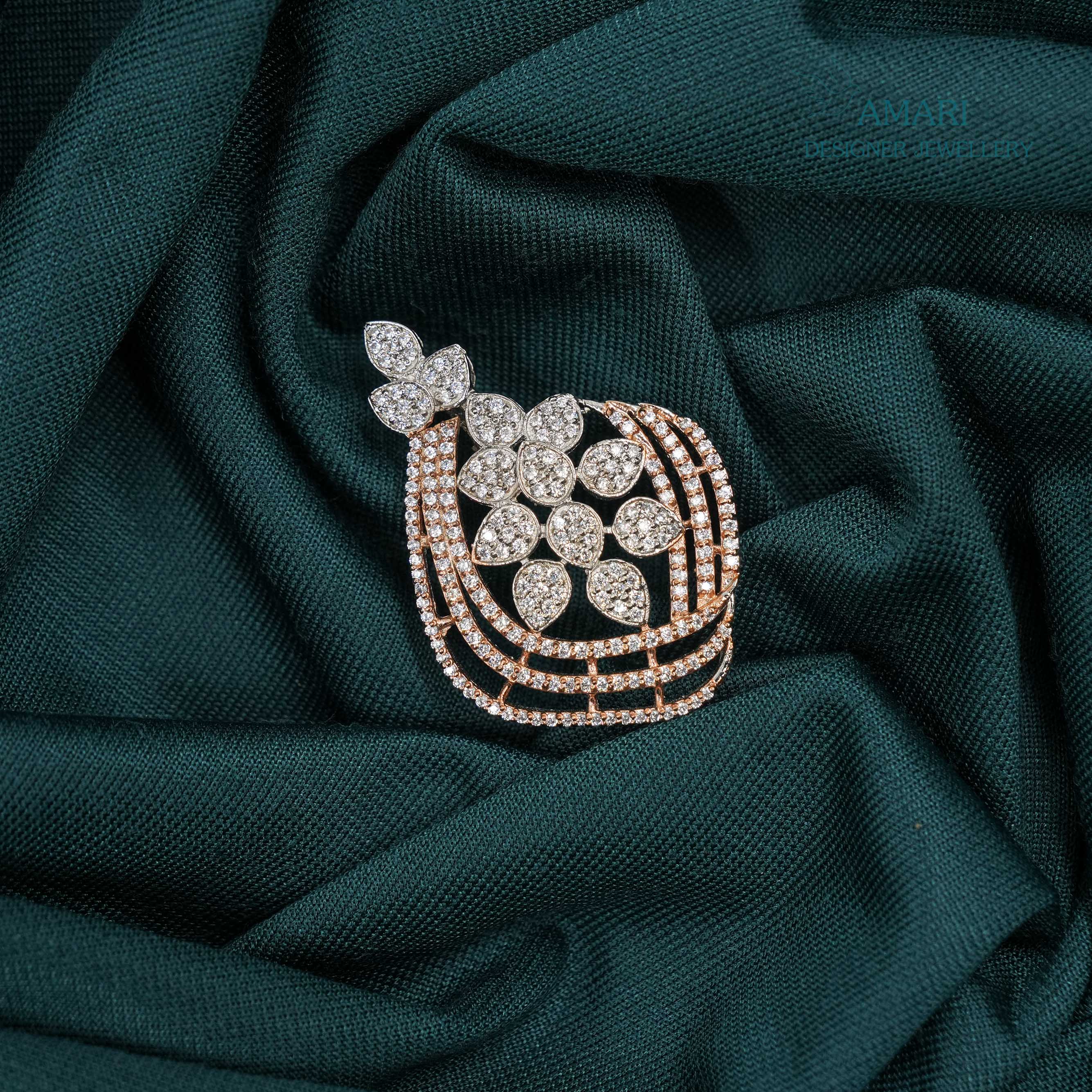 Brilliant Sparkle Pendant -