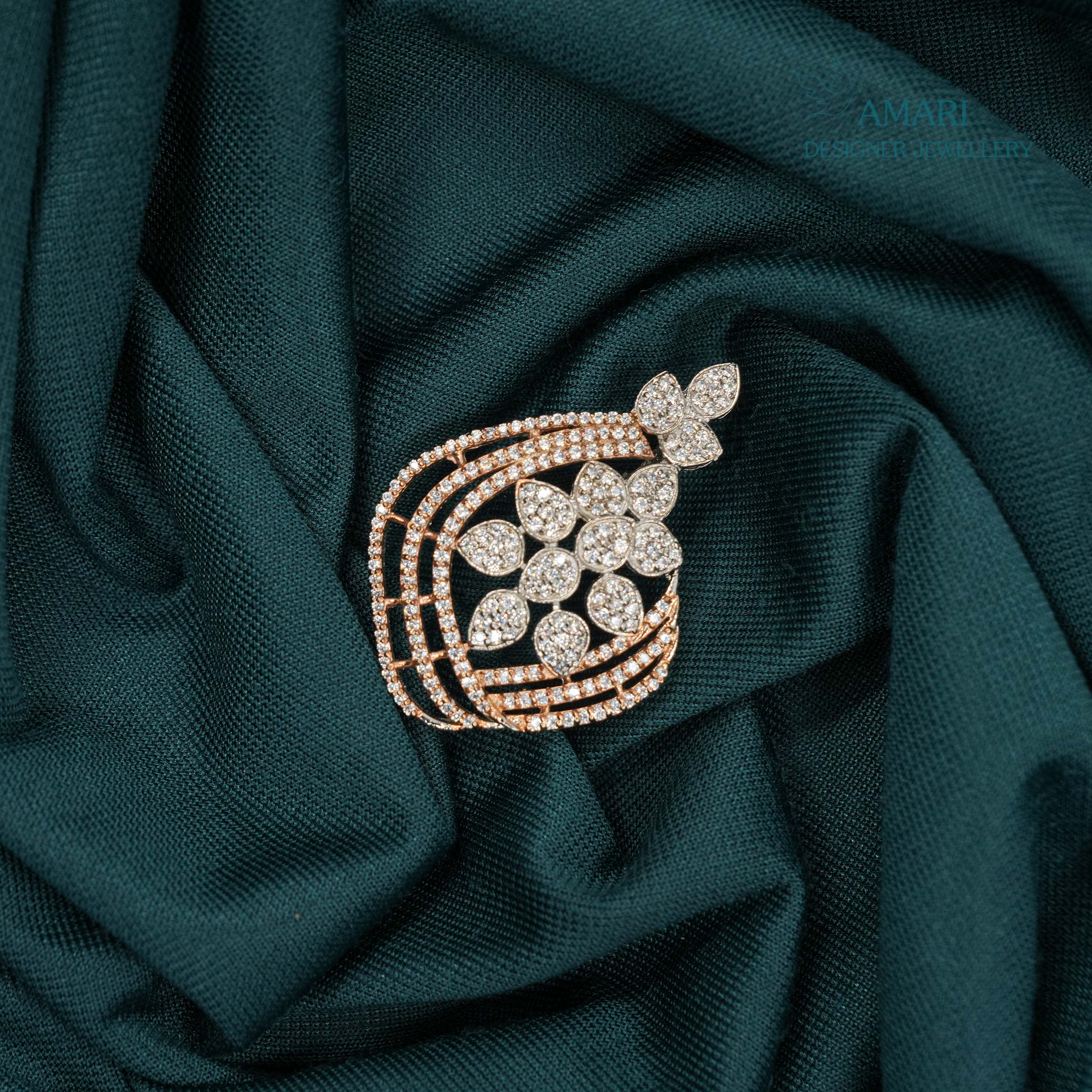 Brilliant Sparkle Pendant -