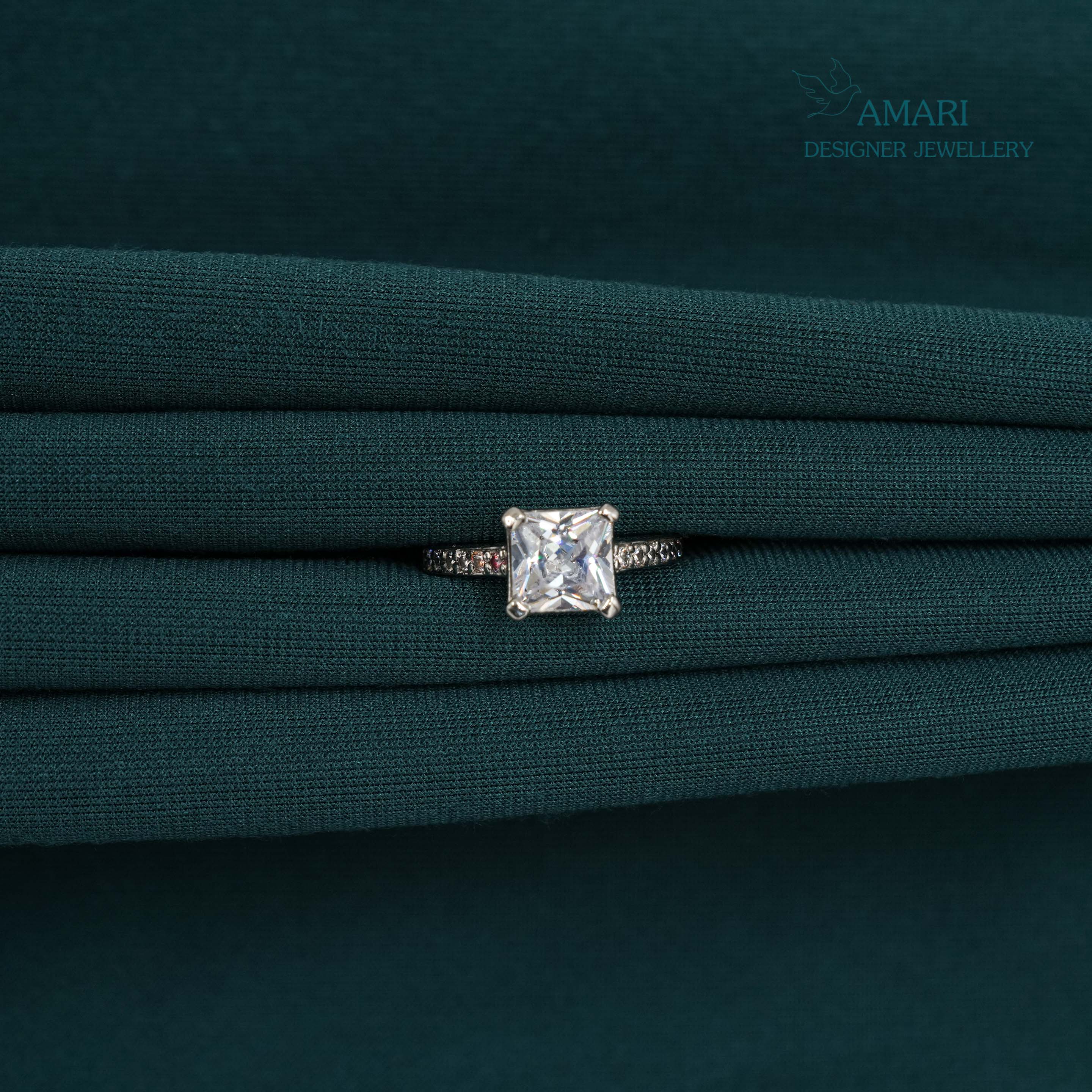 Signature Shine Silver Ring -