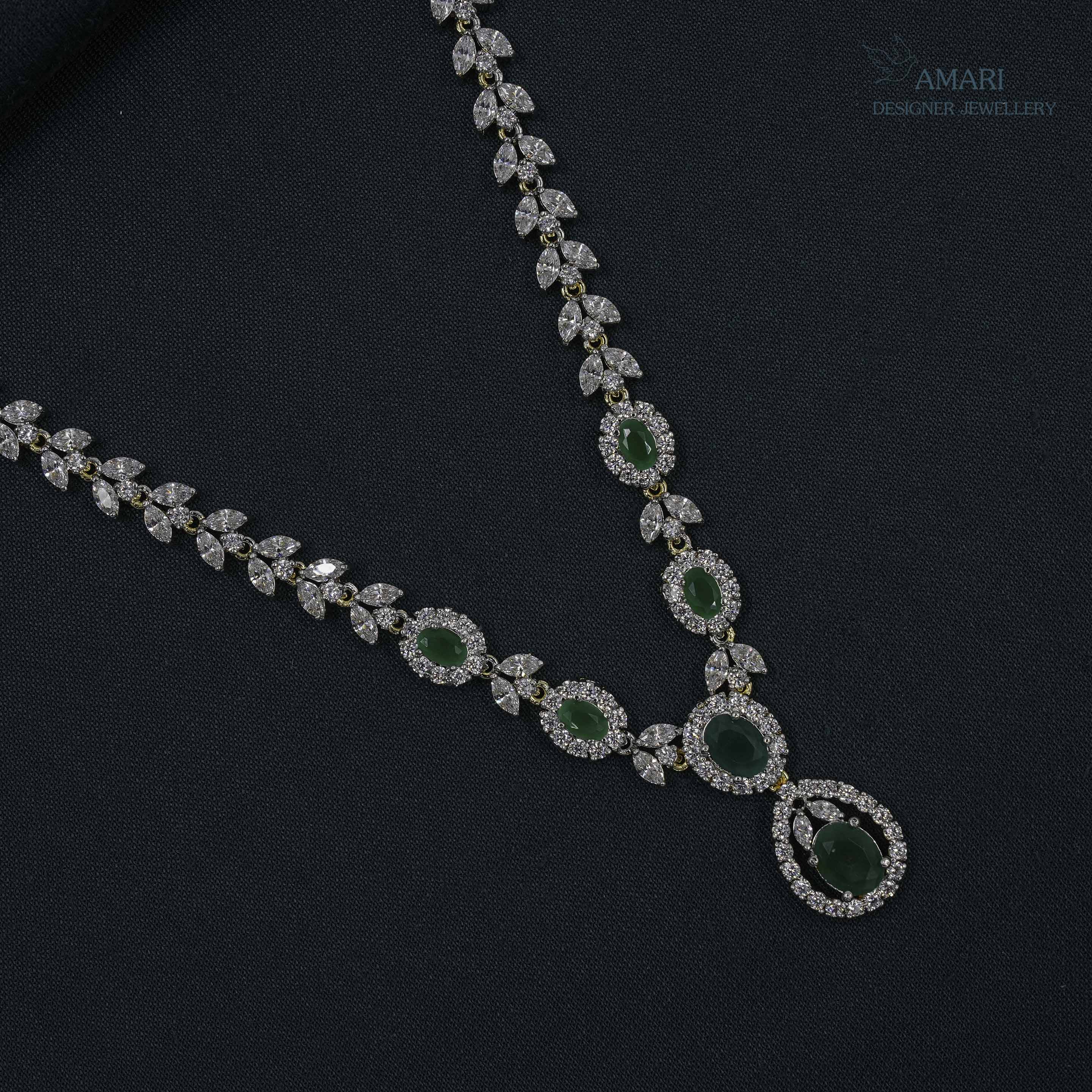 Minimalistic with green stone Necklace - Necklace