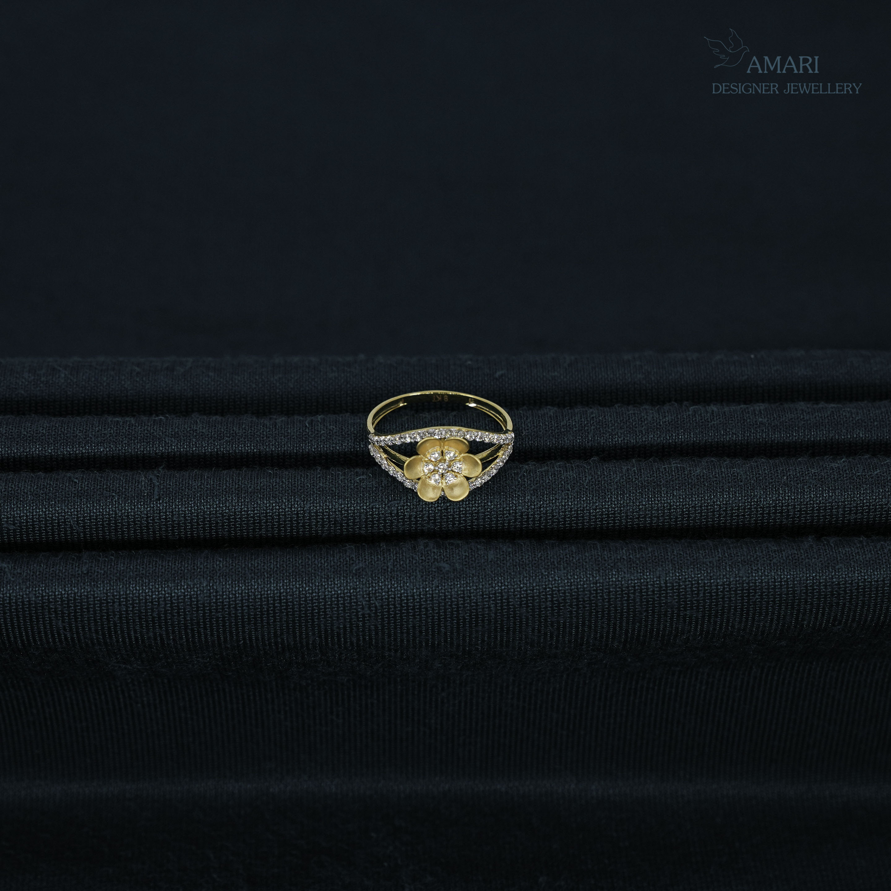 Gold Ring Nine KT -