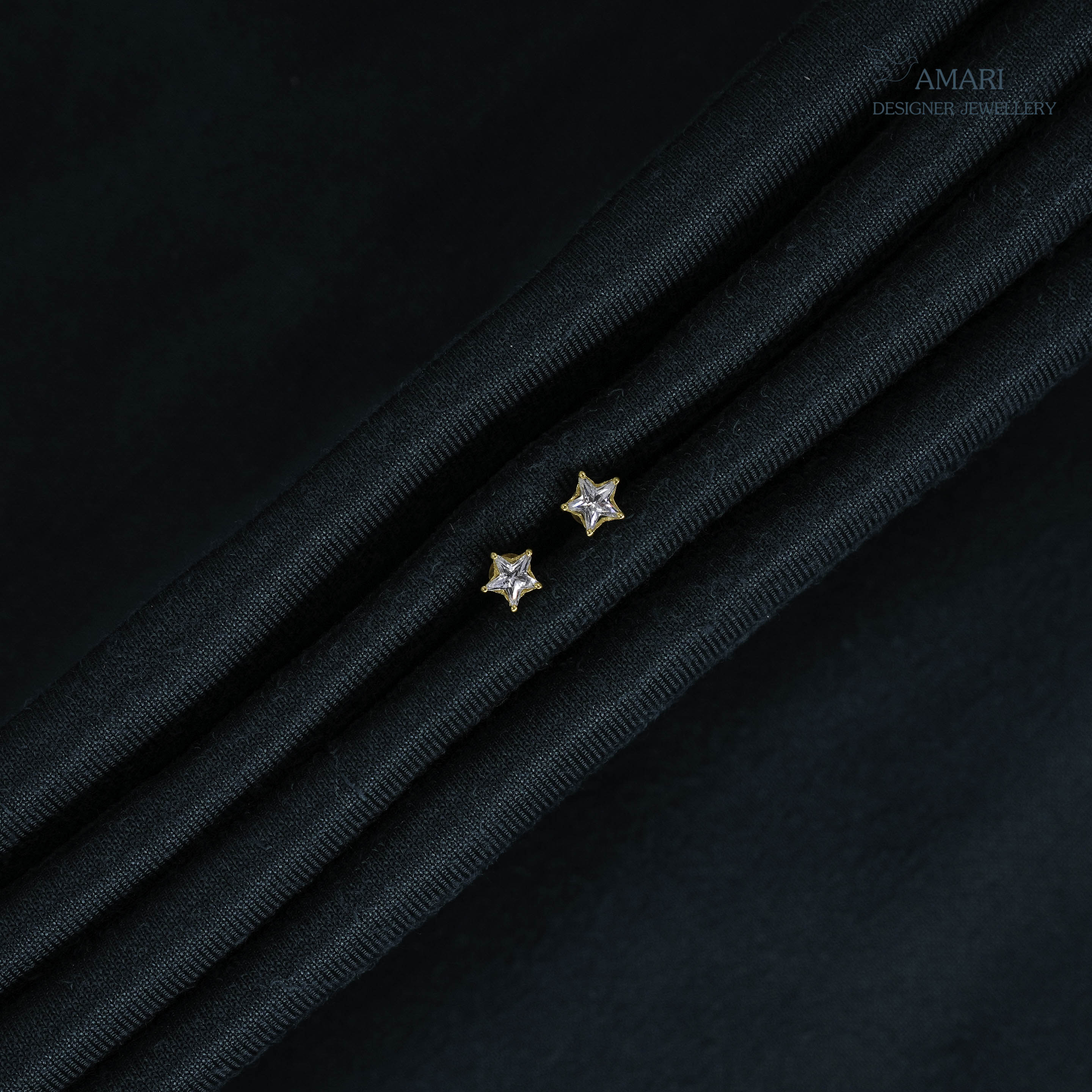 Gold Earring Nine KT -