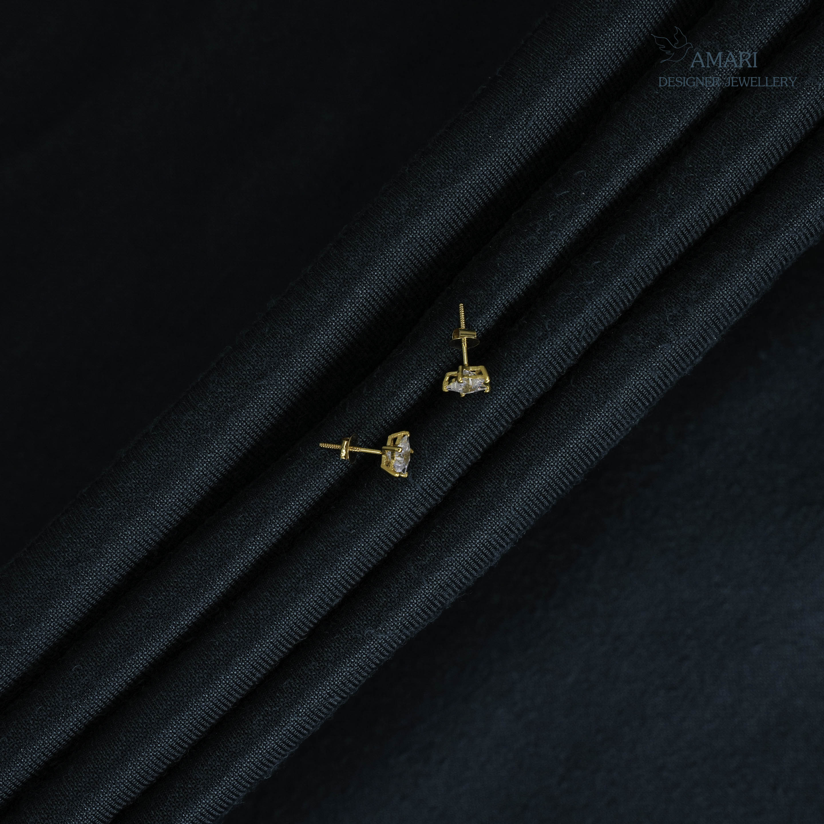 Gold Earring Nine KT -